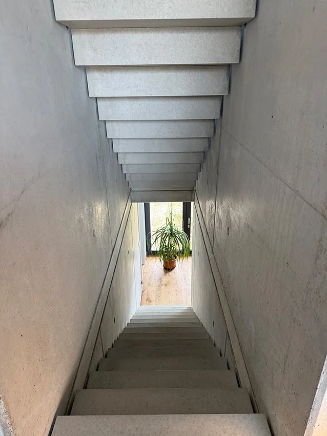 2P-Raum Architekten_EFH Finningen_Bayern_Sichtbeton (40).jpg