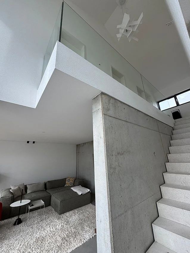 2P-Raum Architekten_EFH Finningen_Bayern_Sichtbeton (46).jpg