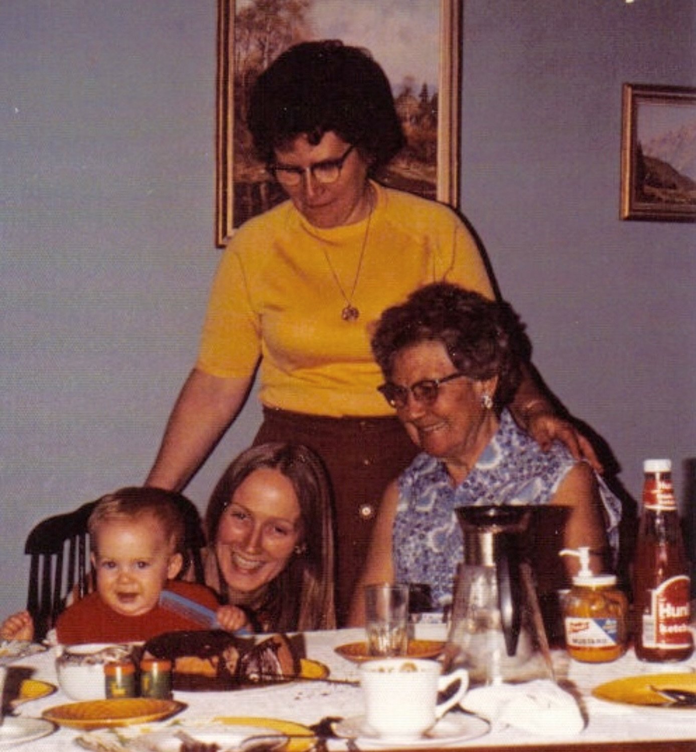 Happy Mother&rsquo;s Day to all the Moms out there&hellip;especially mine. Thank you for being my Momlette @mes_s72 I L🩷VE YOU!