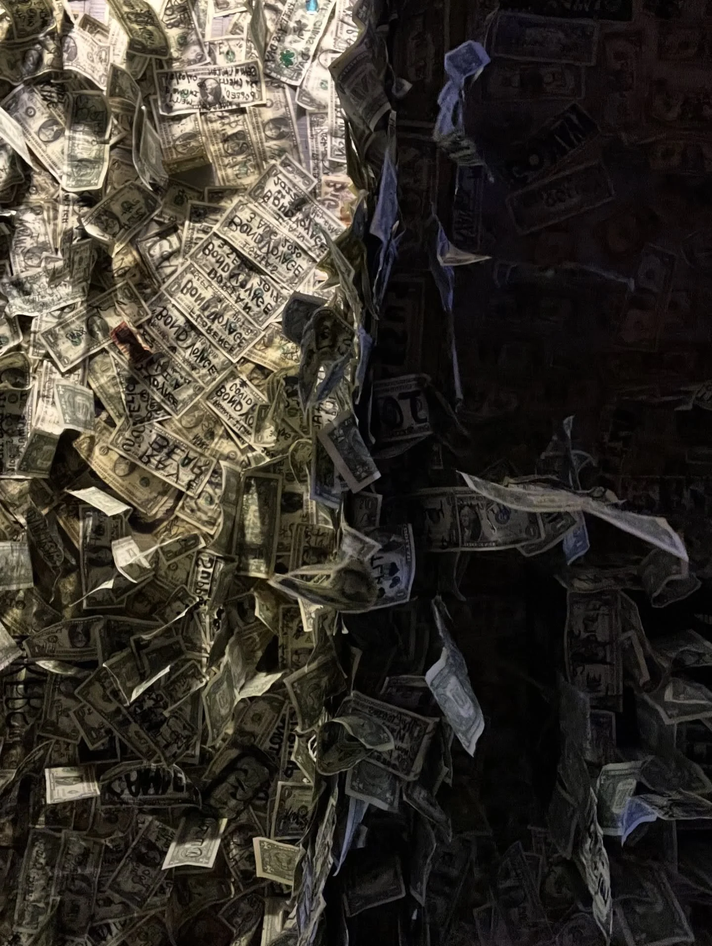 Make it Rain&hellip;
➖
#pawleysislandtavern