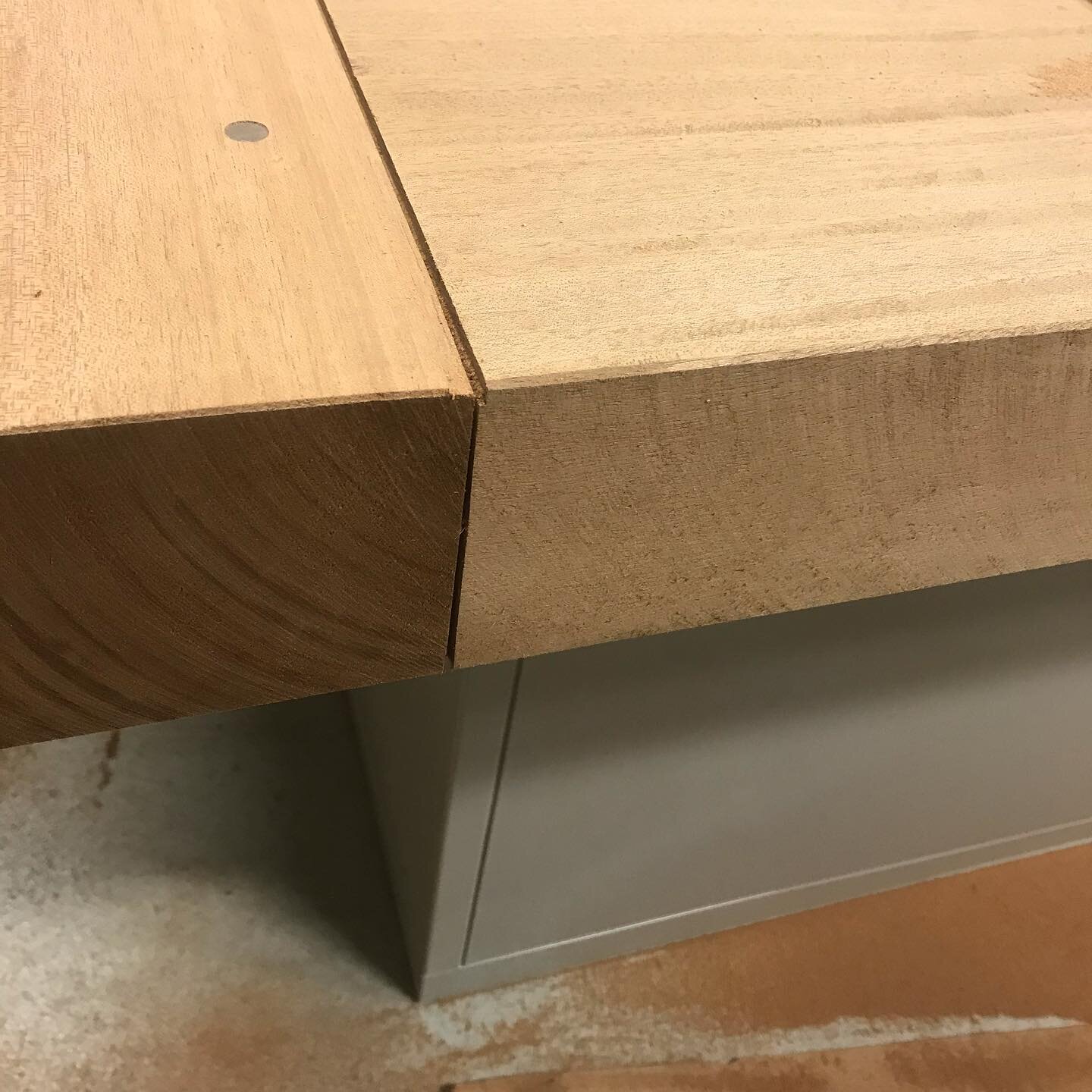 3/32 kerf for walnut inlays&hellip;(hiding glue up mistakes)