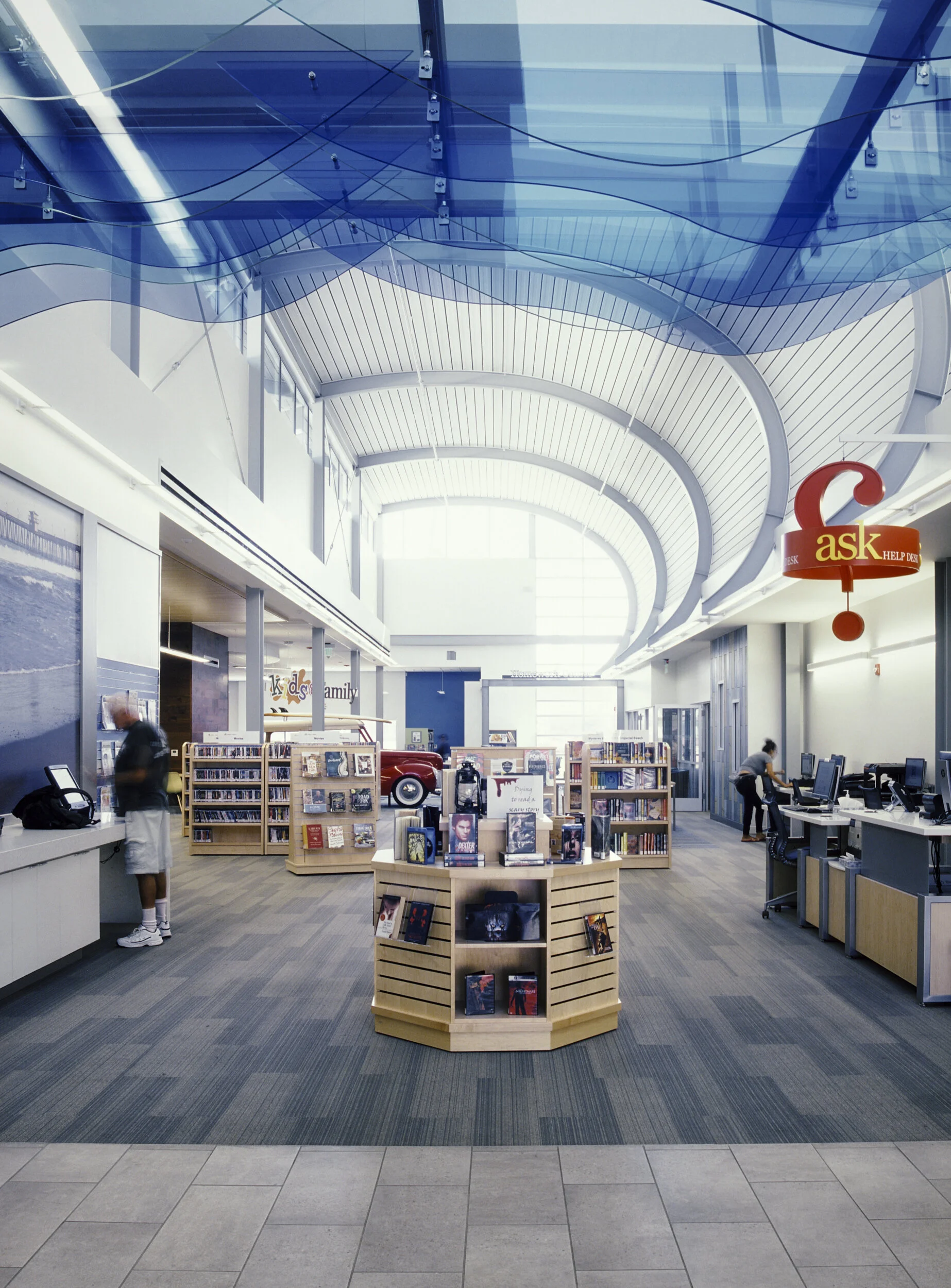 Imperial Beach Public Library, San Diego, California, Domusstudio Architecture and Delawie Architects (shot on film)