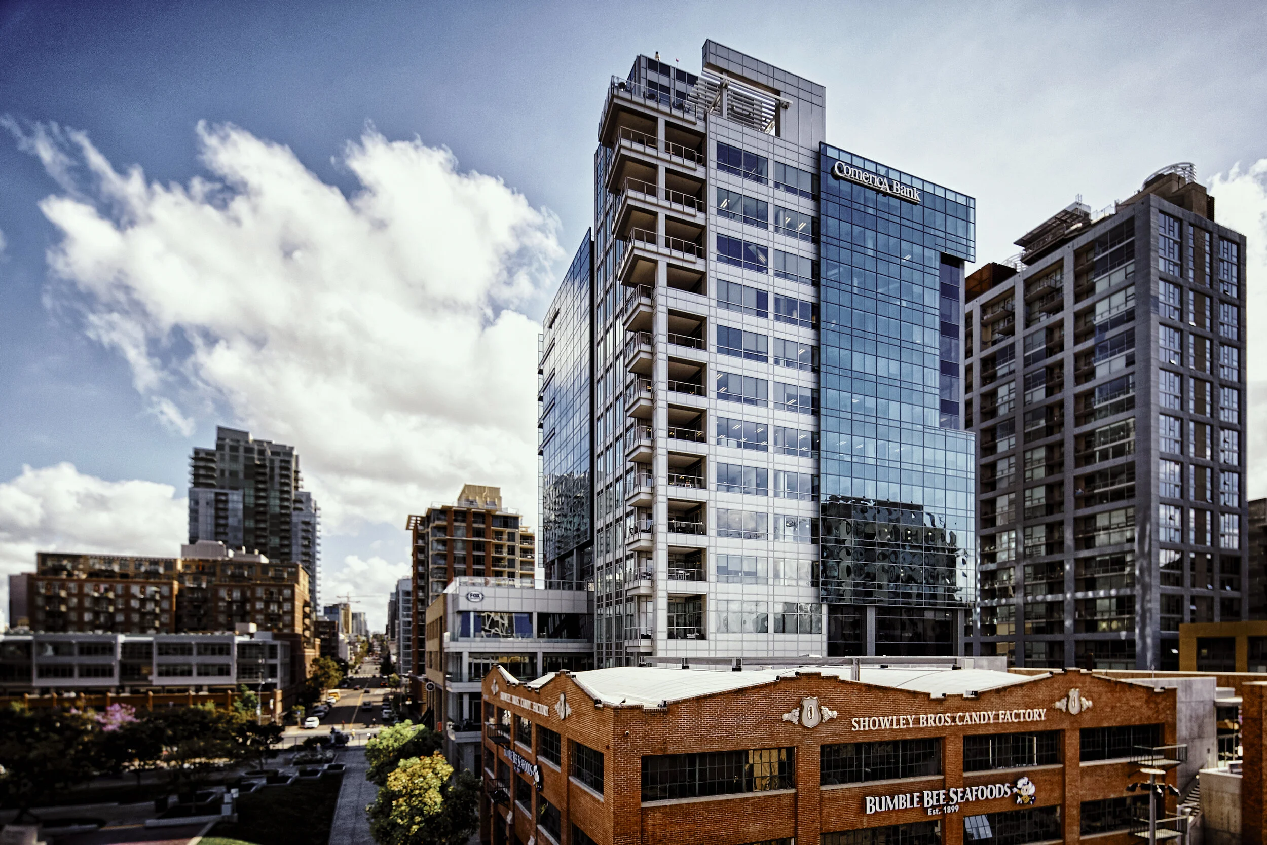 Diamond View Tower downtown San Diego, managed by Cruzan Co