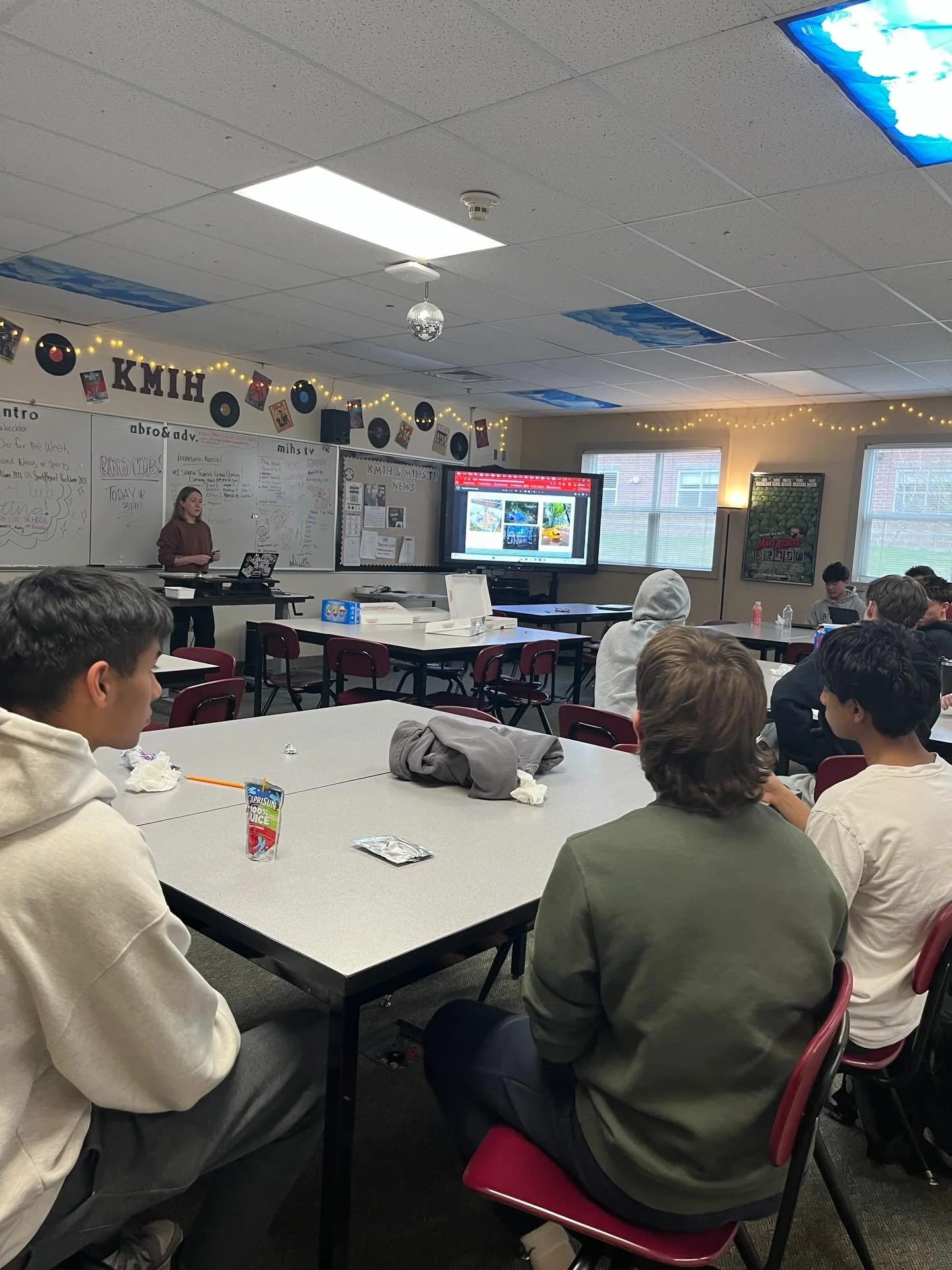 So grateful to Sarah Bluvas, Parks Planner for the City of Mercer Island, for joining us at Radio Club to share the exciting vision for improvements at Groveland Beach! 🏖️ 

We loved hearing about the plans to upgrade one of MI&rsquo;s most popular 