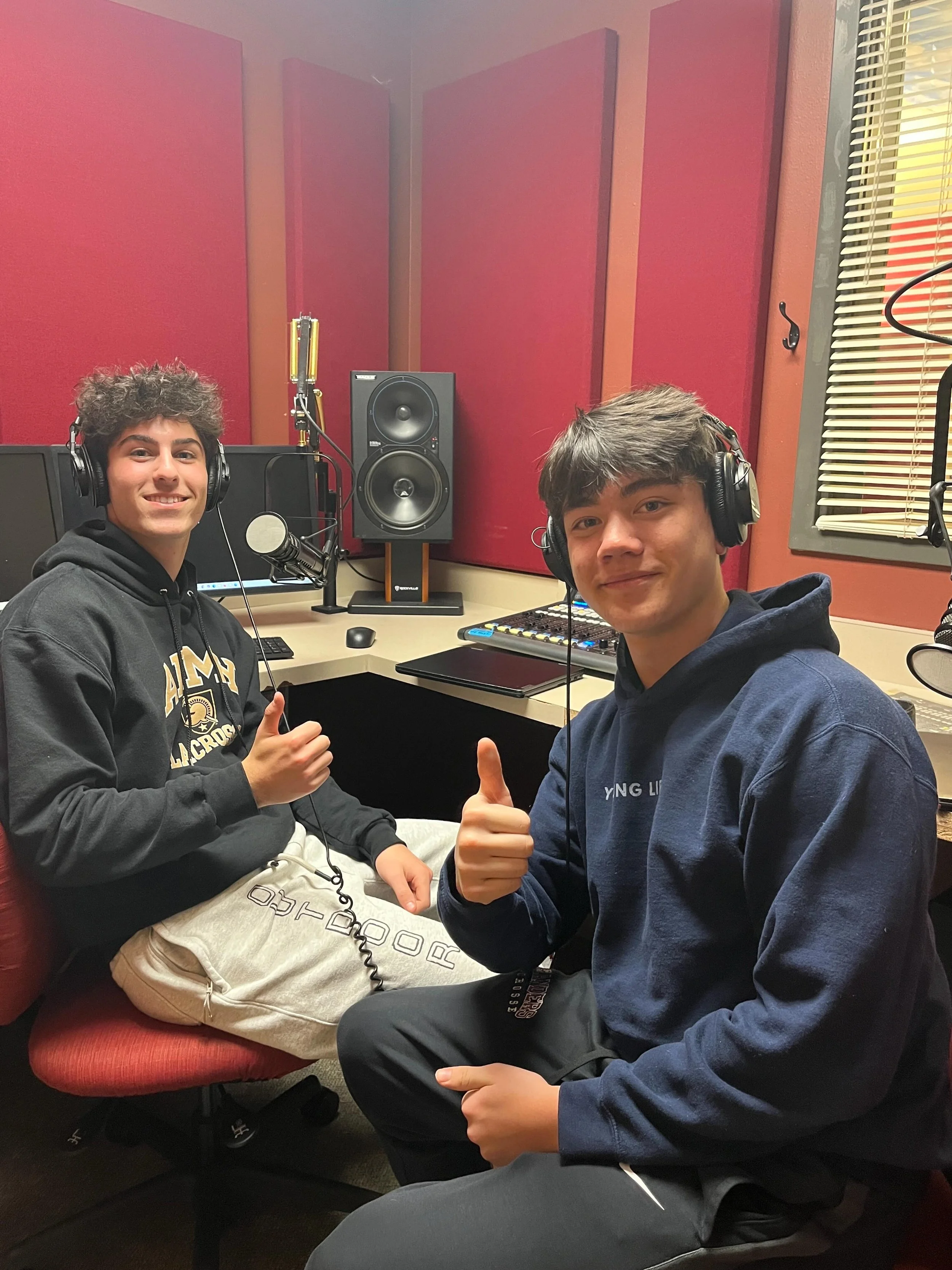 It is with great sadness that we mourn the loss of our friend, classmate and fellow KMIH student-staff member, Eliot Abramson. His voice, personality and presence were a valued part of KMIH, and Eliot touched the lives of many around him. As a member