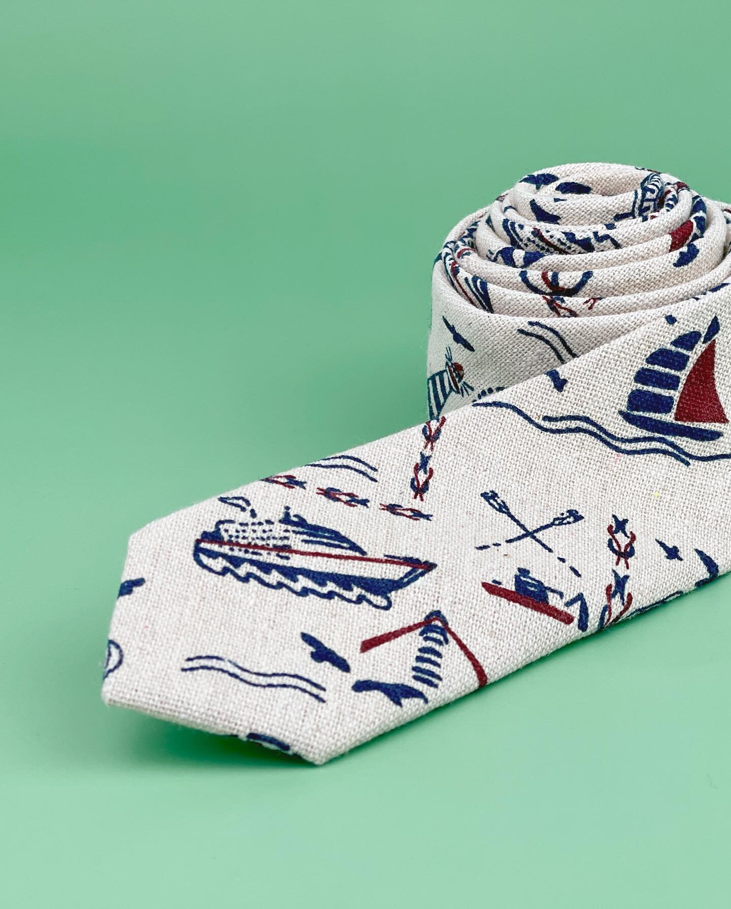 One of our bestsellers, Seafarer, is back in stock to sail again! Get your hands on this linen beauty while you still can! Shop link in bio @brotherhoodappco 
&mdash;
#seafarertie #ties #brotherhoodties #brotherhoodappco #brotherhoodapparel #brotherh