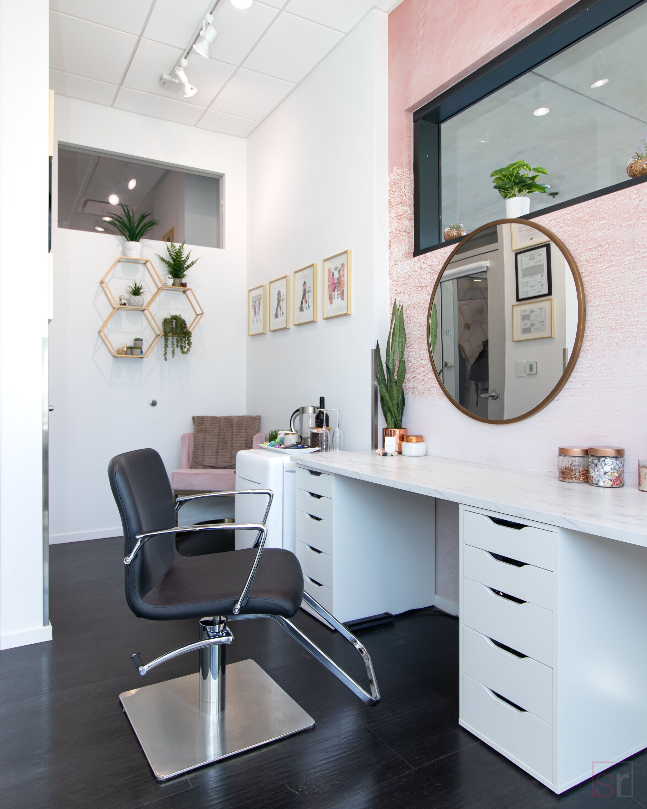 Di Gioia's Beauty Studio | Torrance Hai and Makeup 5.JPG