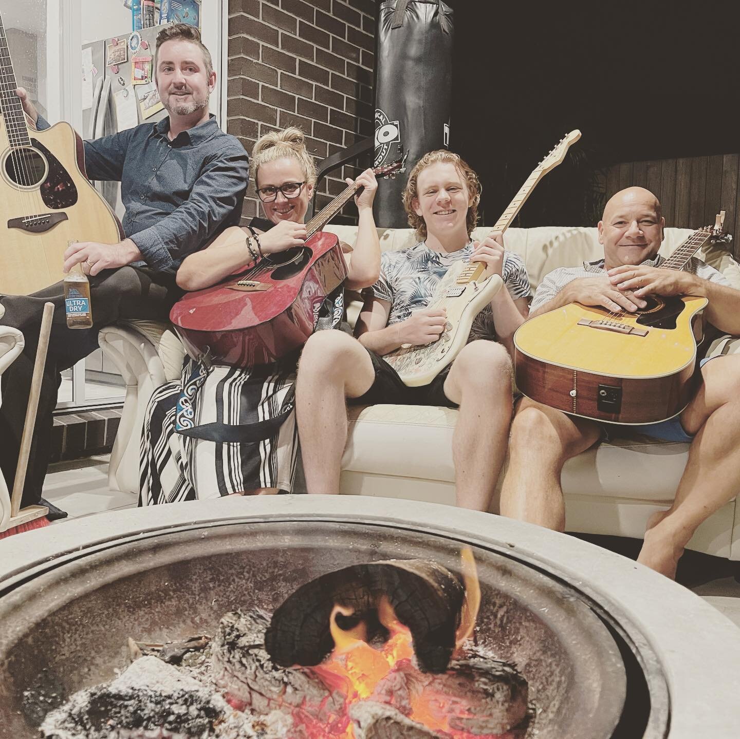 Another fun co-writing session and another fun song completed 🥳🤠
#songwriting #goldcoast