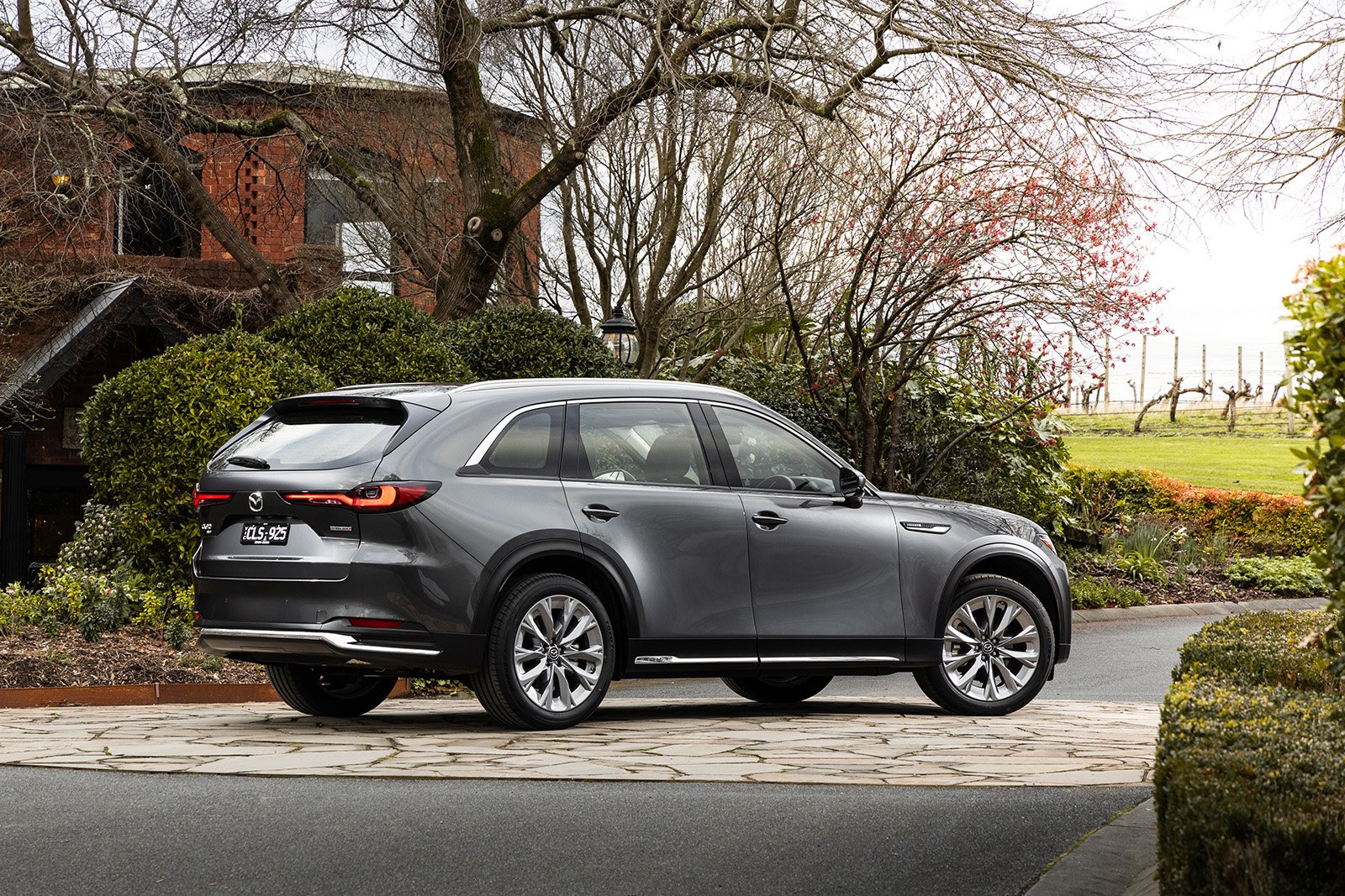 CX-90 D50e GT AWD_Exterior_005_WEB.jpg