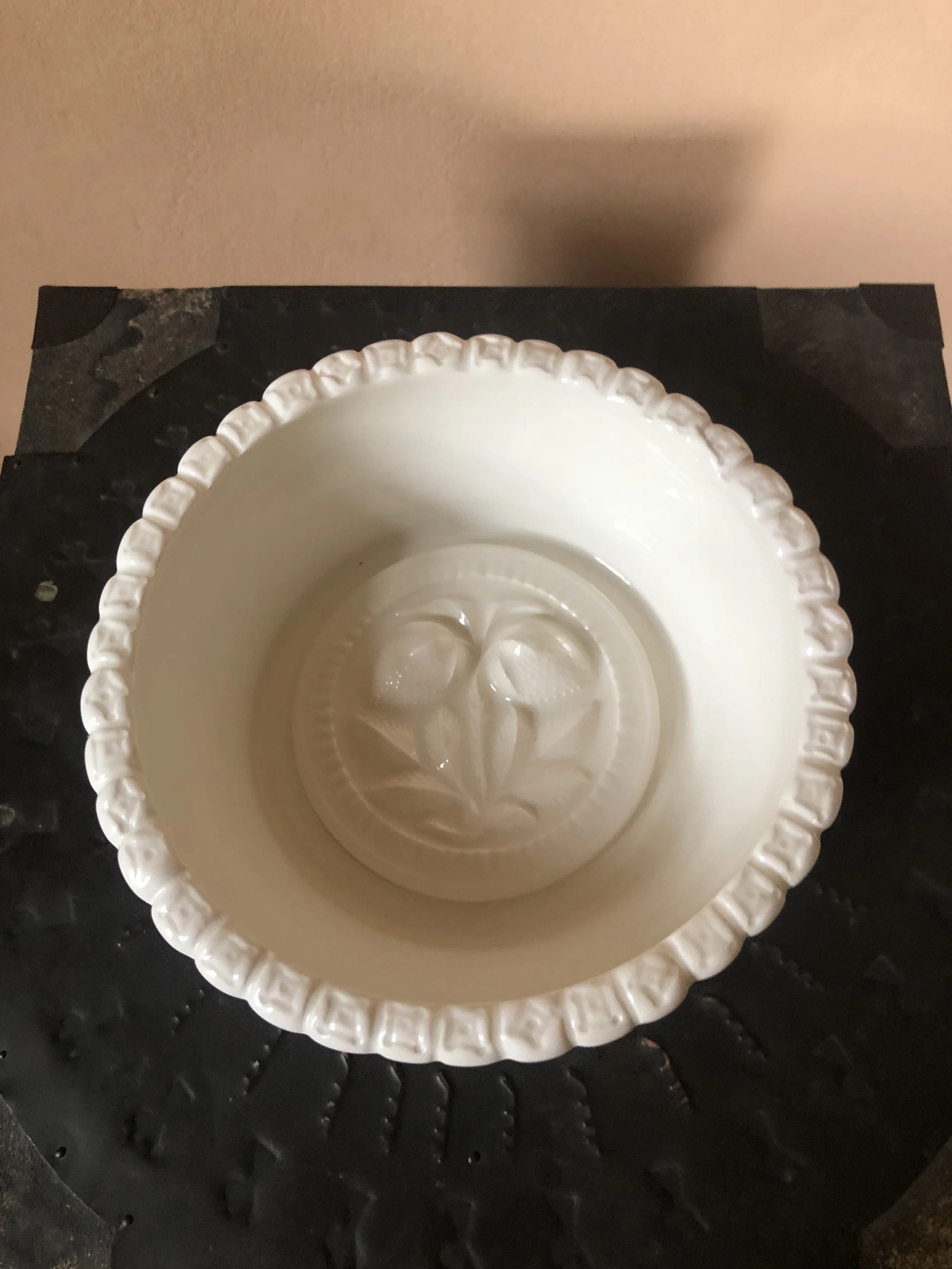 Kate Braine  
Button plate  
Ceramic  
£ 60 (multiples available)