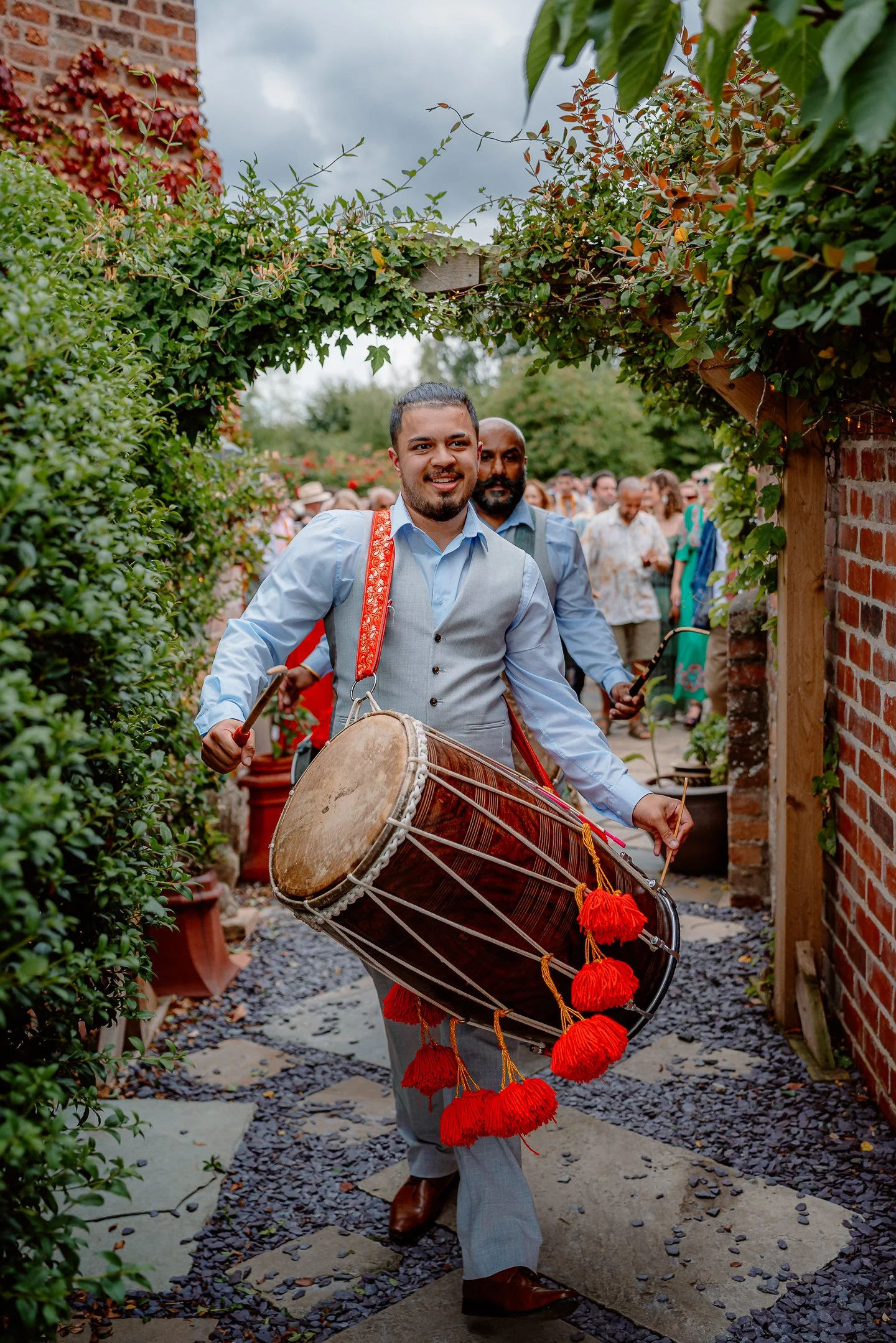 Ella & Chris - Bromwich park - LR --468.jpg