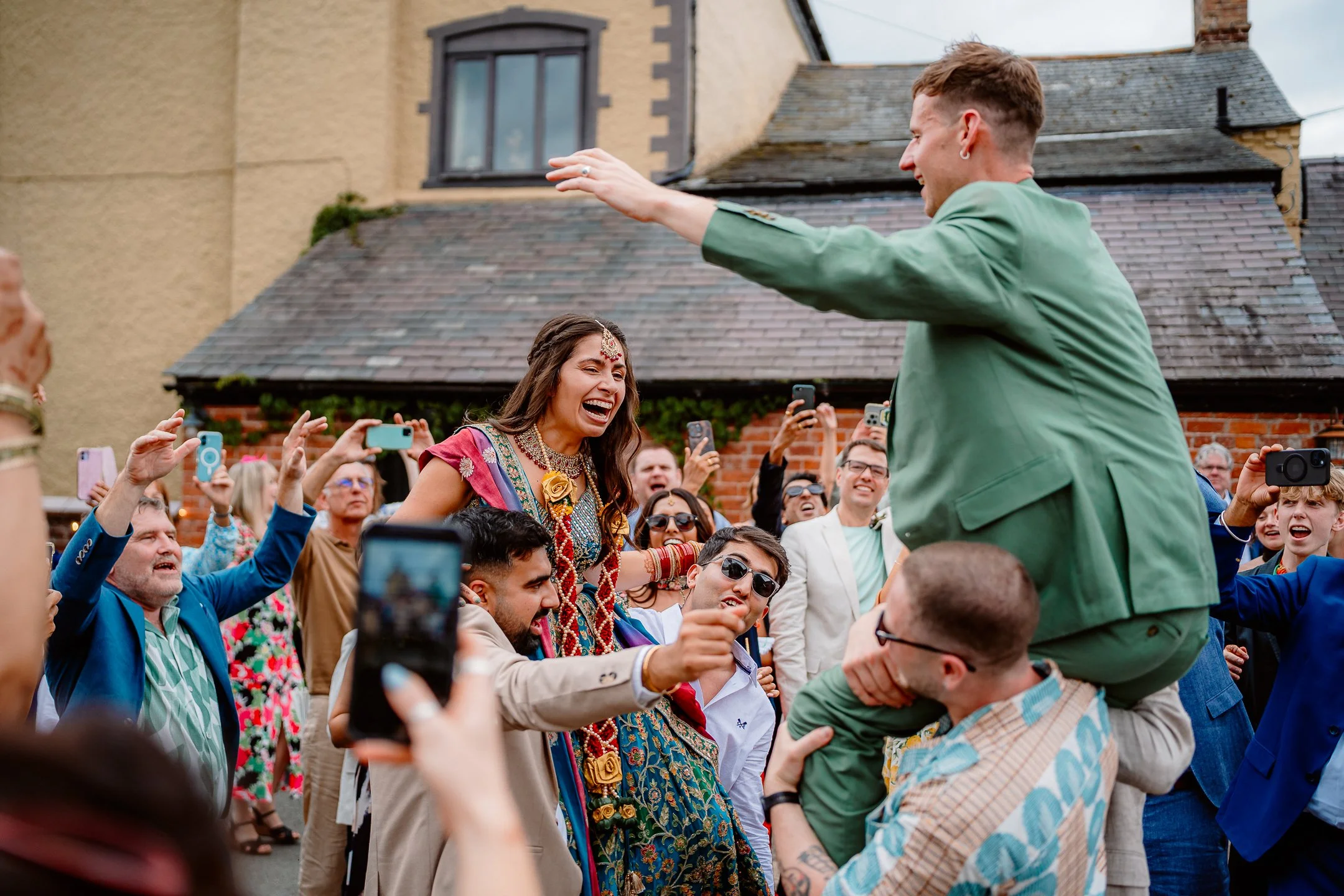 Ella & Chris - Bromwich park - LR --449.jpg