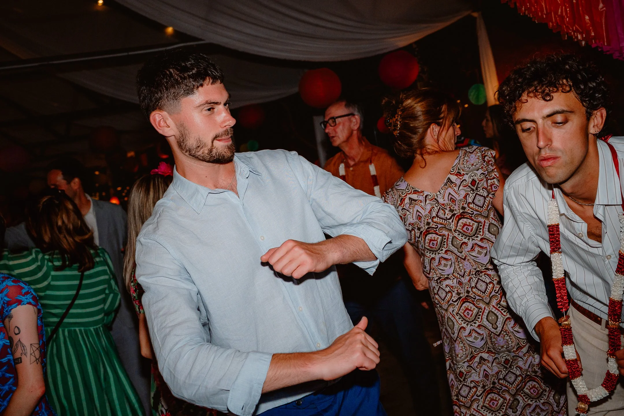 Ella & Chris - Bromwich park - LR --1076.jpg