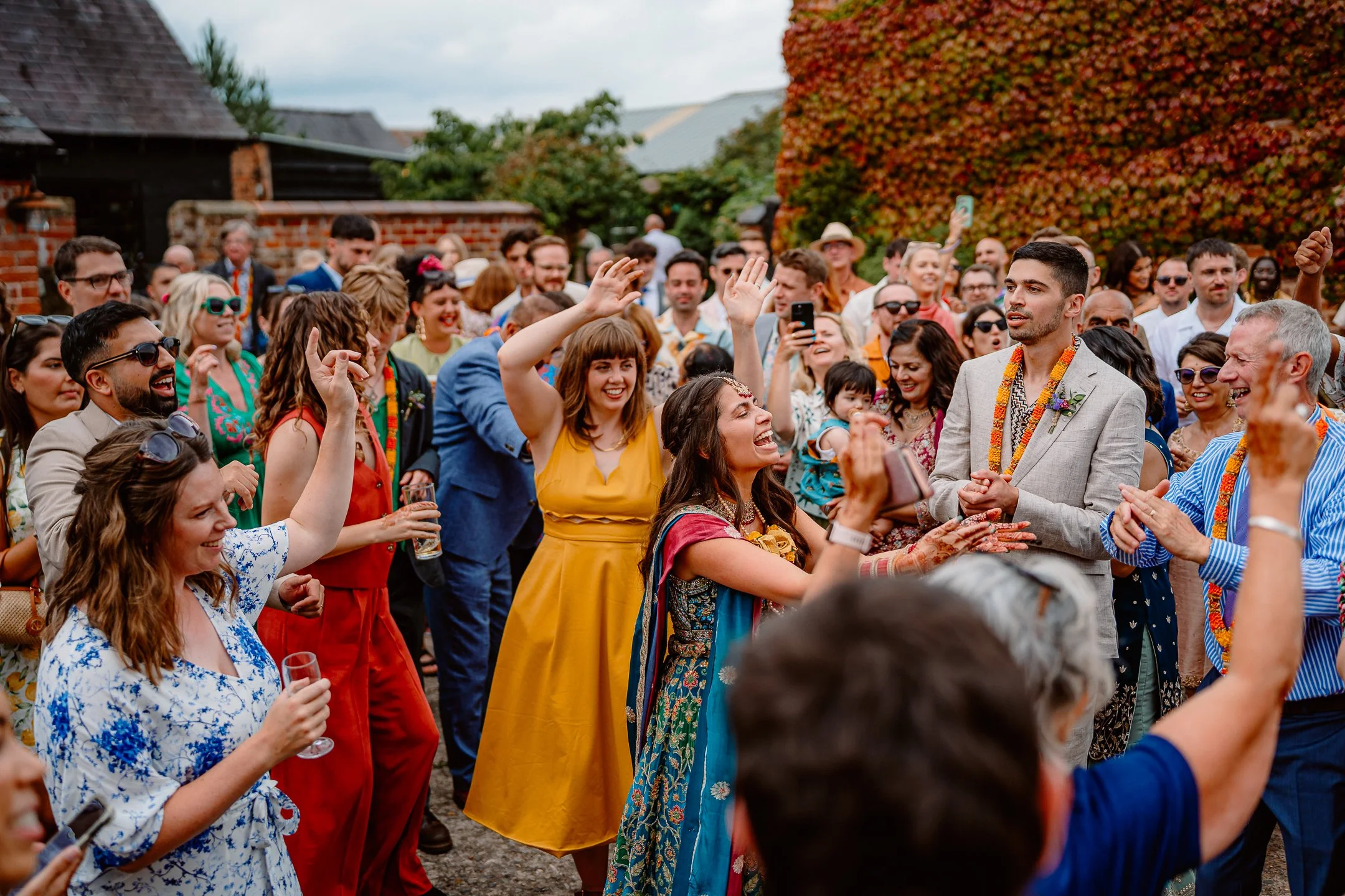 Ella & Chris - Bromwich park - LR --452.jpg