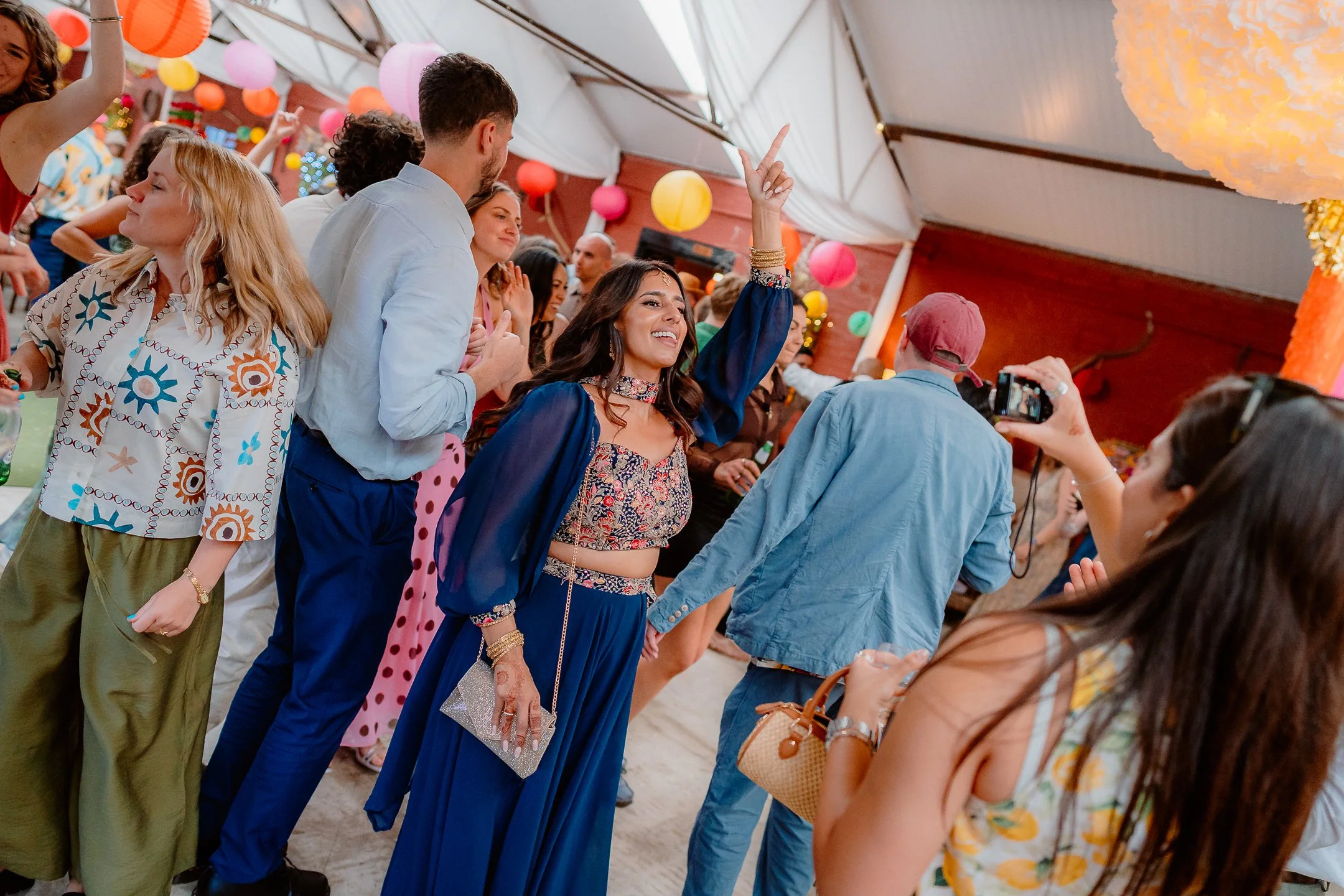 Ella & Chris - Bromwich park - LR --942.jpg