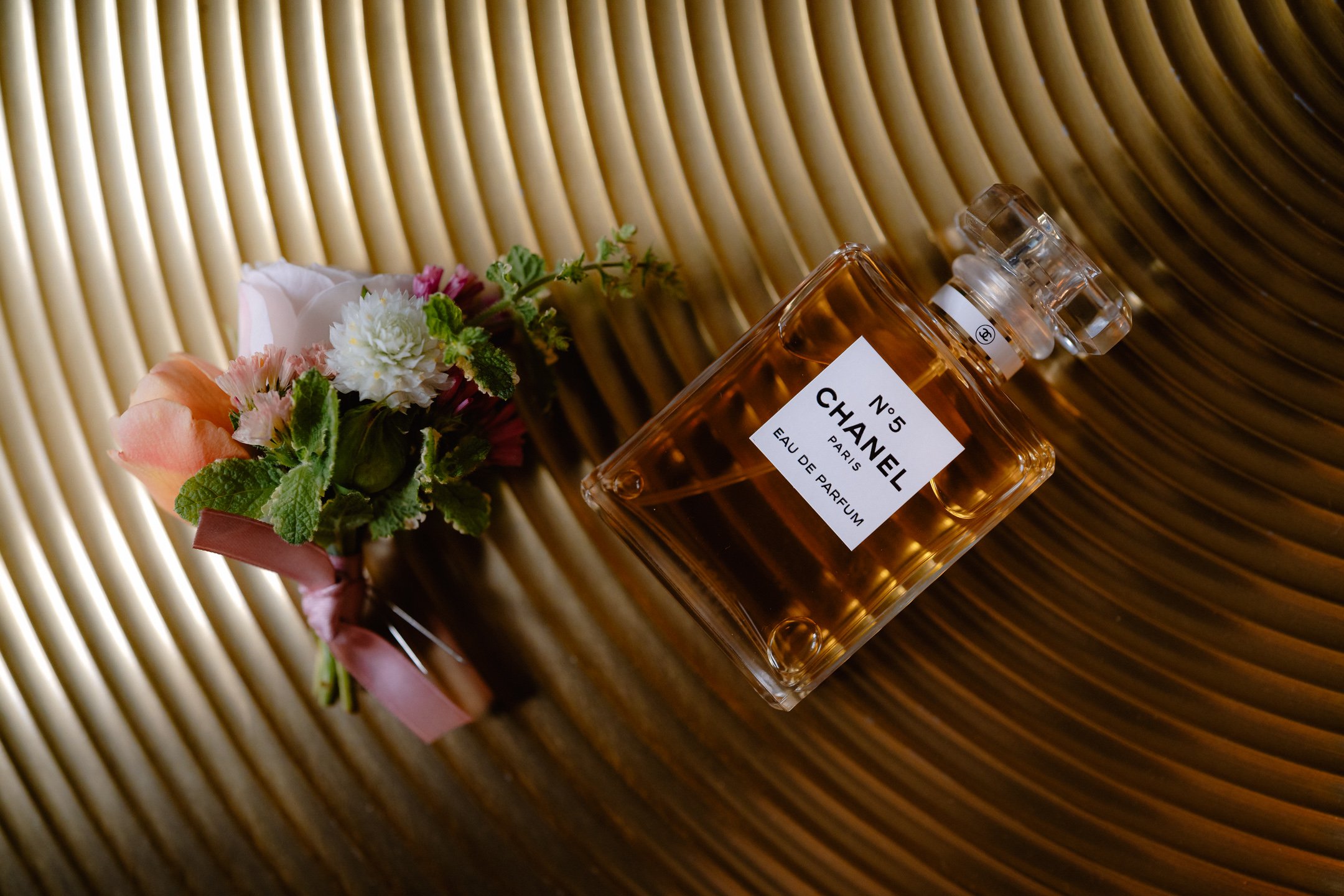 Beth and Richard - Tithe Barn - Socials [96dpi]-4.JPG