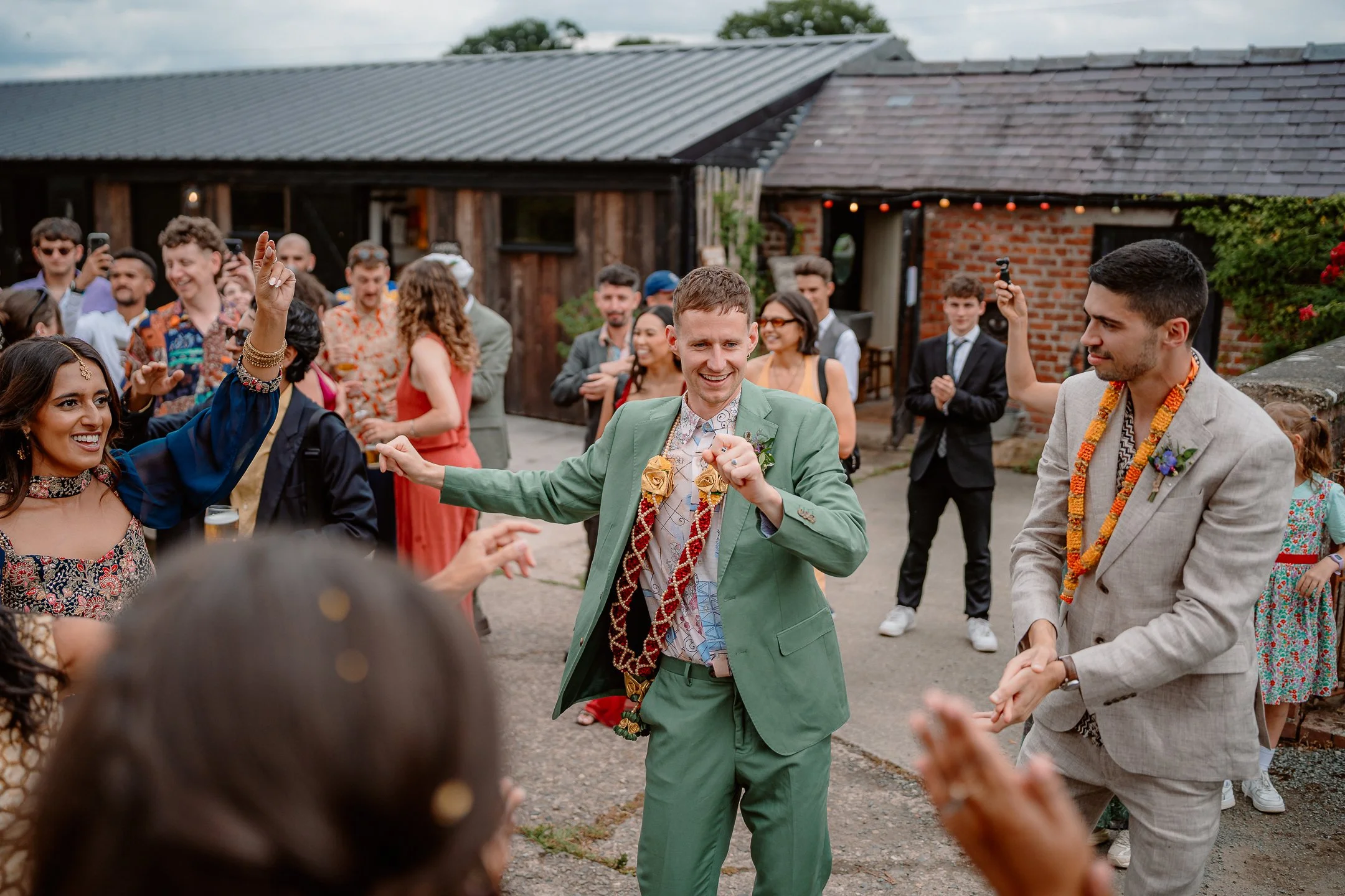 Ella & Chris - Bromwich park - LR --400.jpg