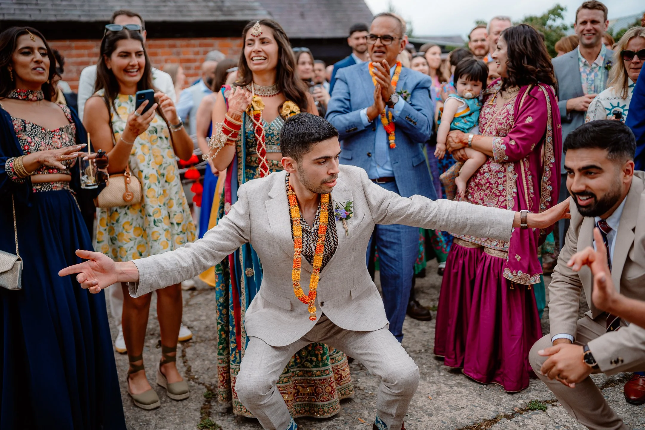 Ella & Chris - Bromwich park - LR --450.jpg