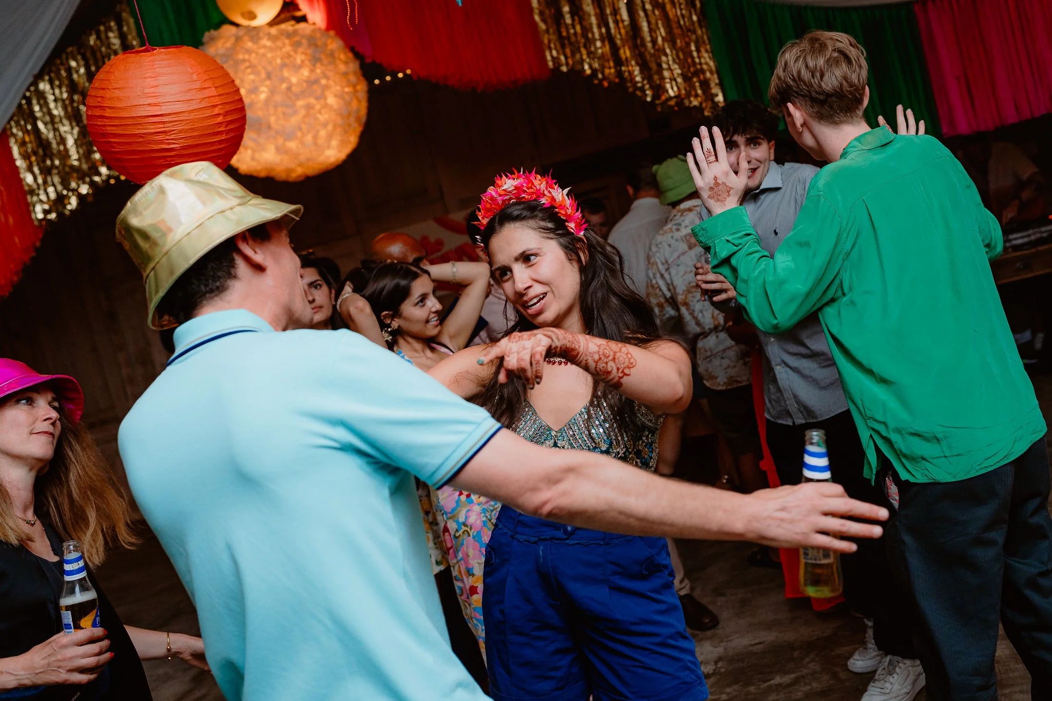 Ella & Chris - Bromwich park - LR --1117.jpg