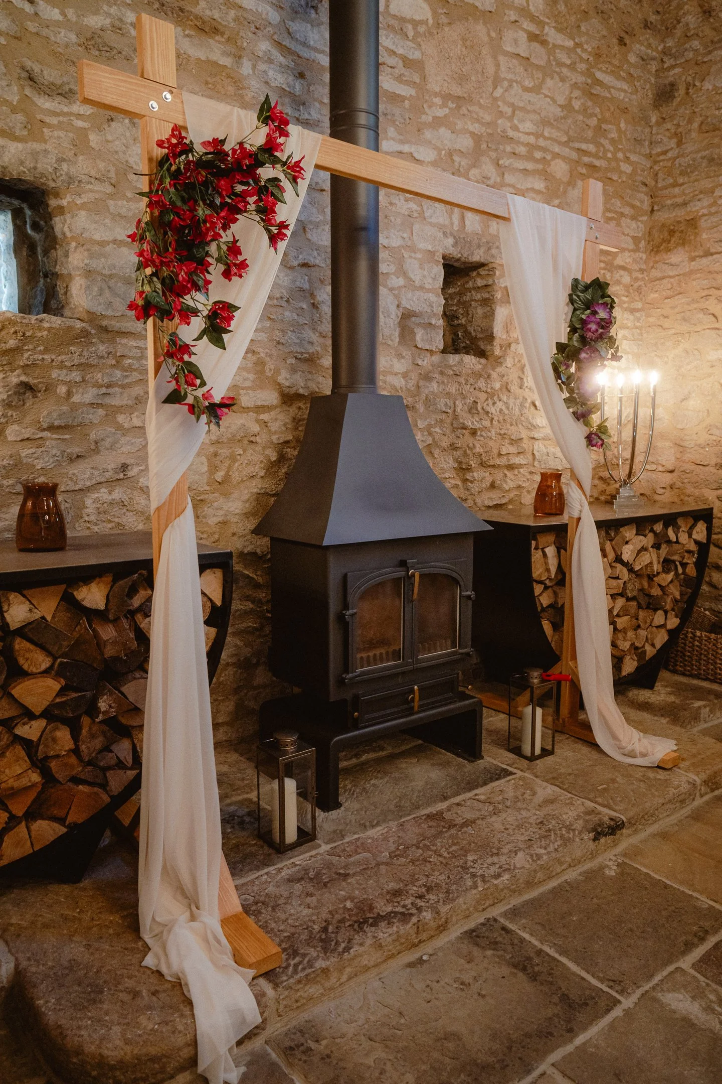 Beth and Matt - Bleaklow Farm - Preview --2.JPG