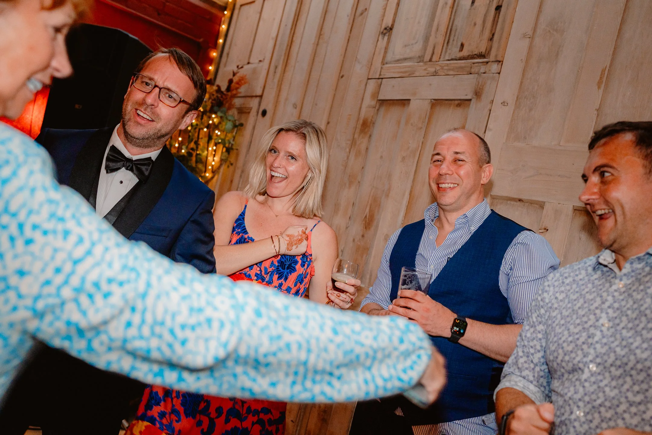 Ella & Chris - Bromwich park - LR --1052.jpg