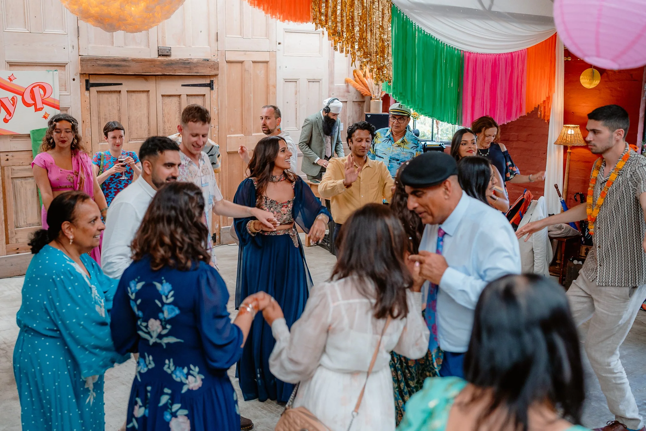 Ella & Chris - Bromwich park - LR --908.jpg