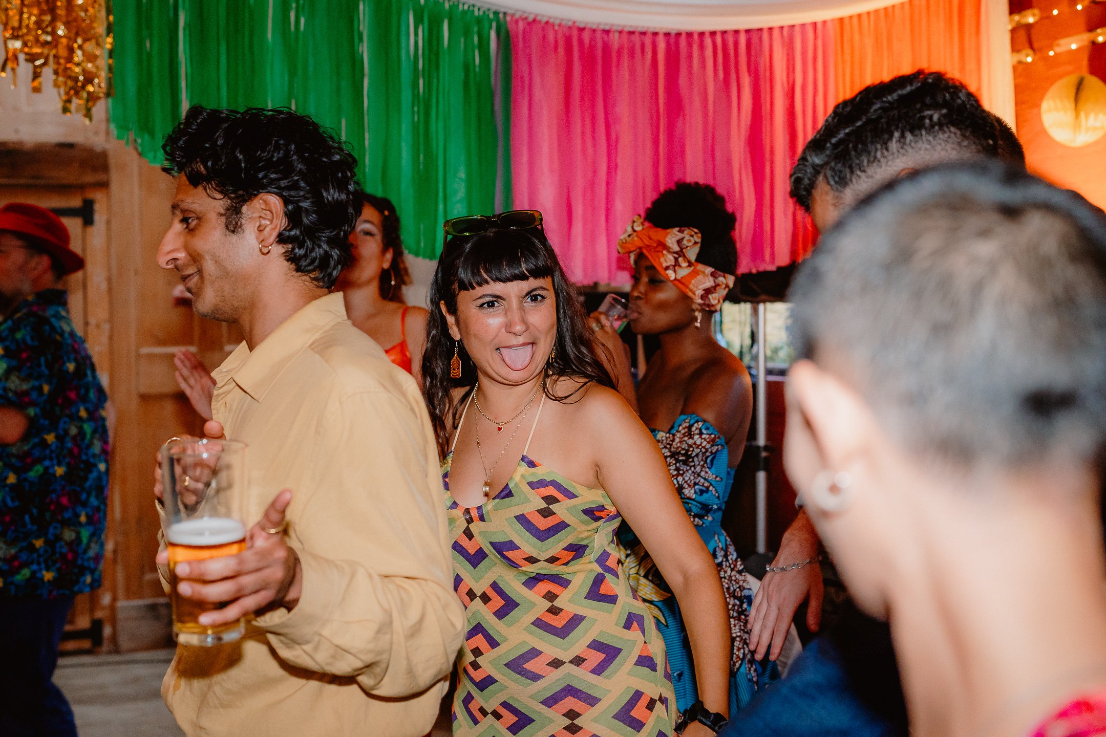 Ella & Chris - Bromwich park - LR --1046.jpg