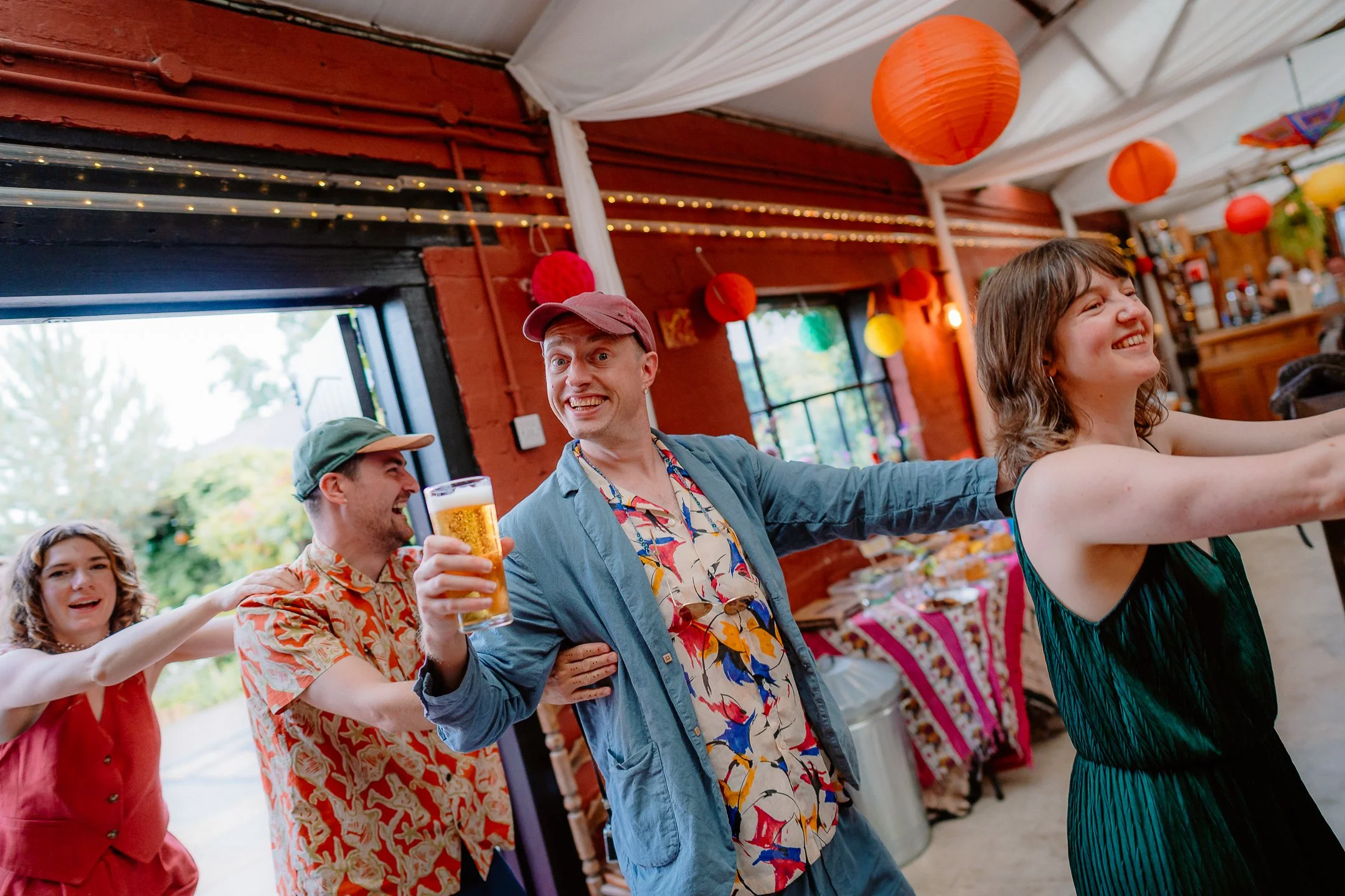Ella & Chris - Bromwich park - LR --936.jpg
