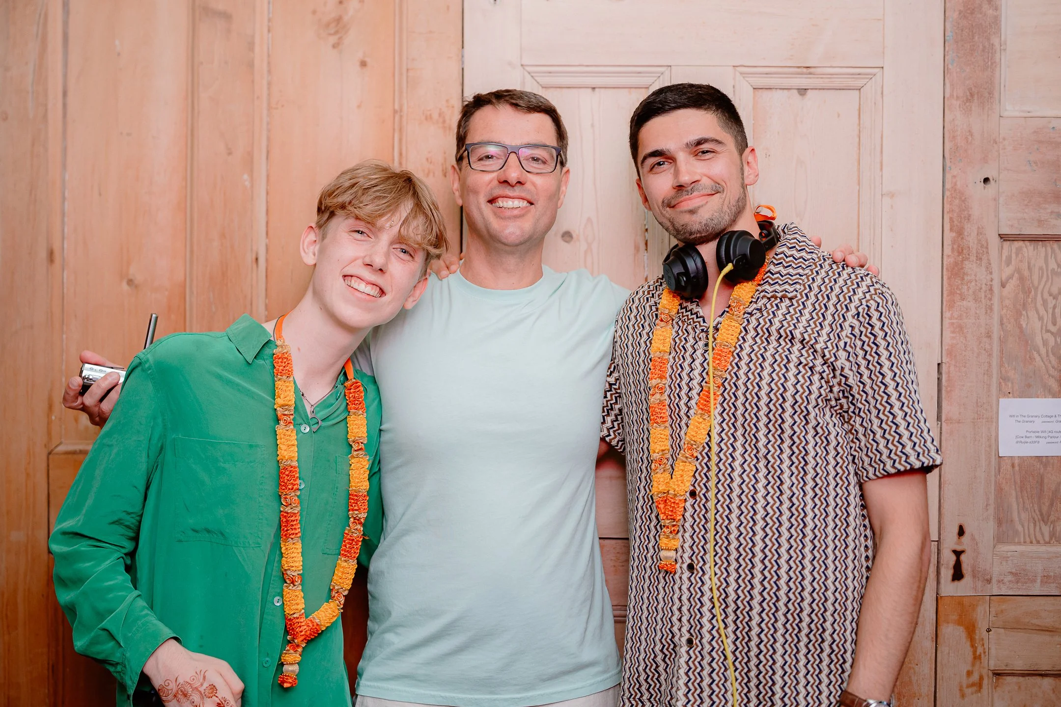 Ella & Chris - Bromwich park - LR --971.jpg