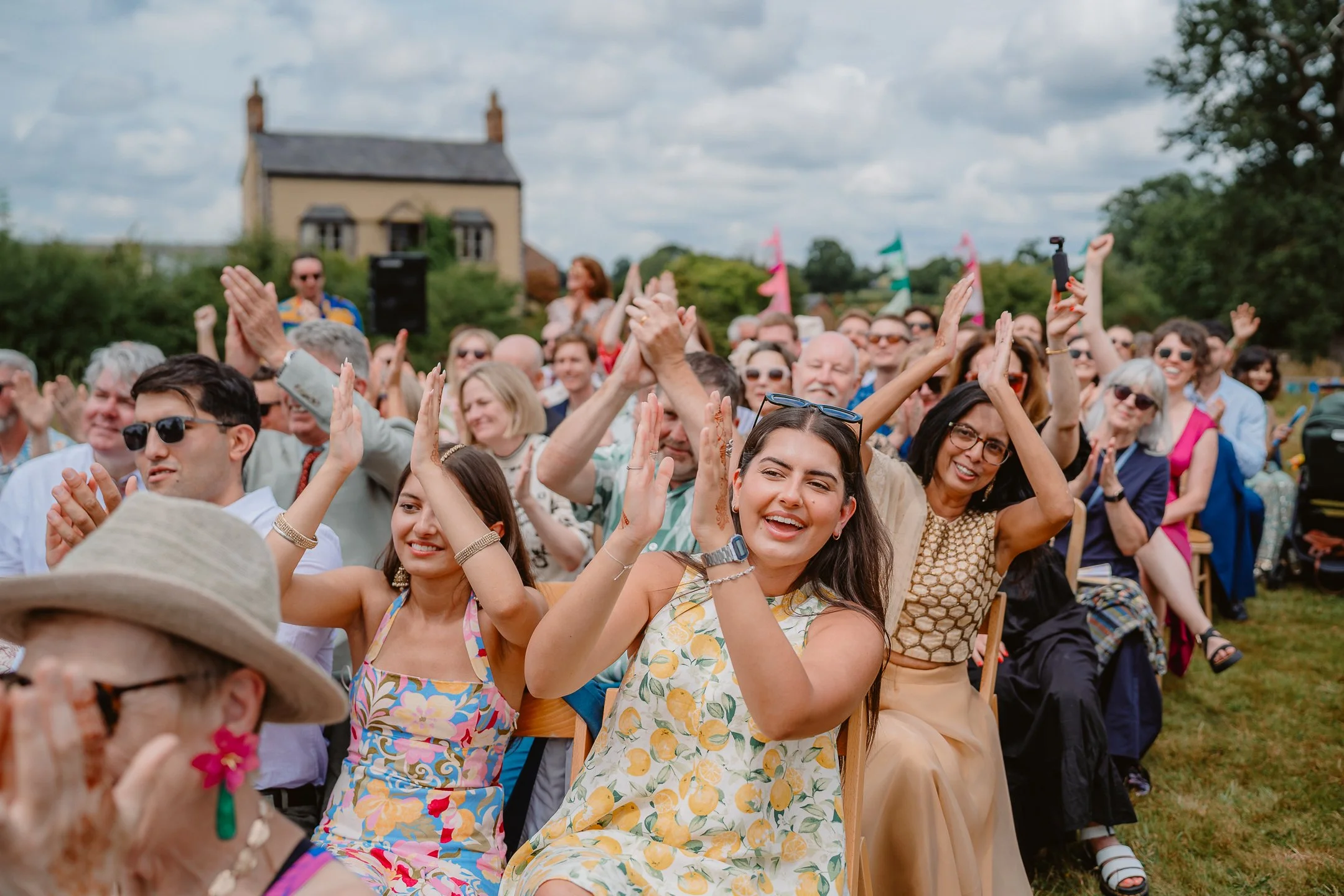 Ella & Chris - Bromwich park - LR --316.jpg