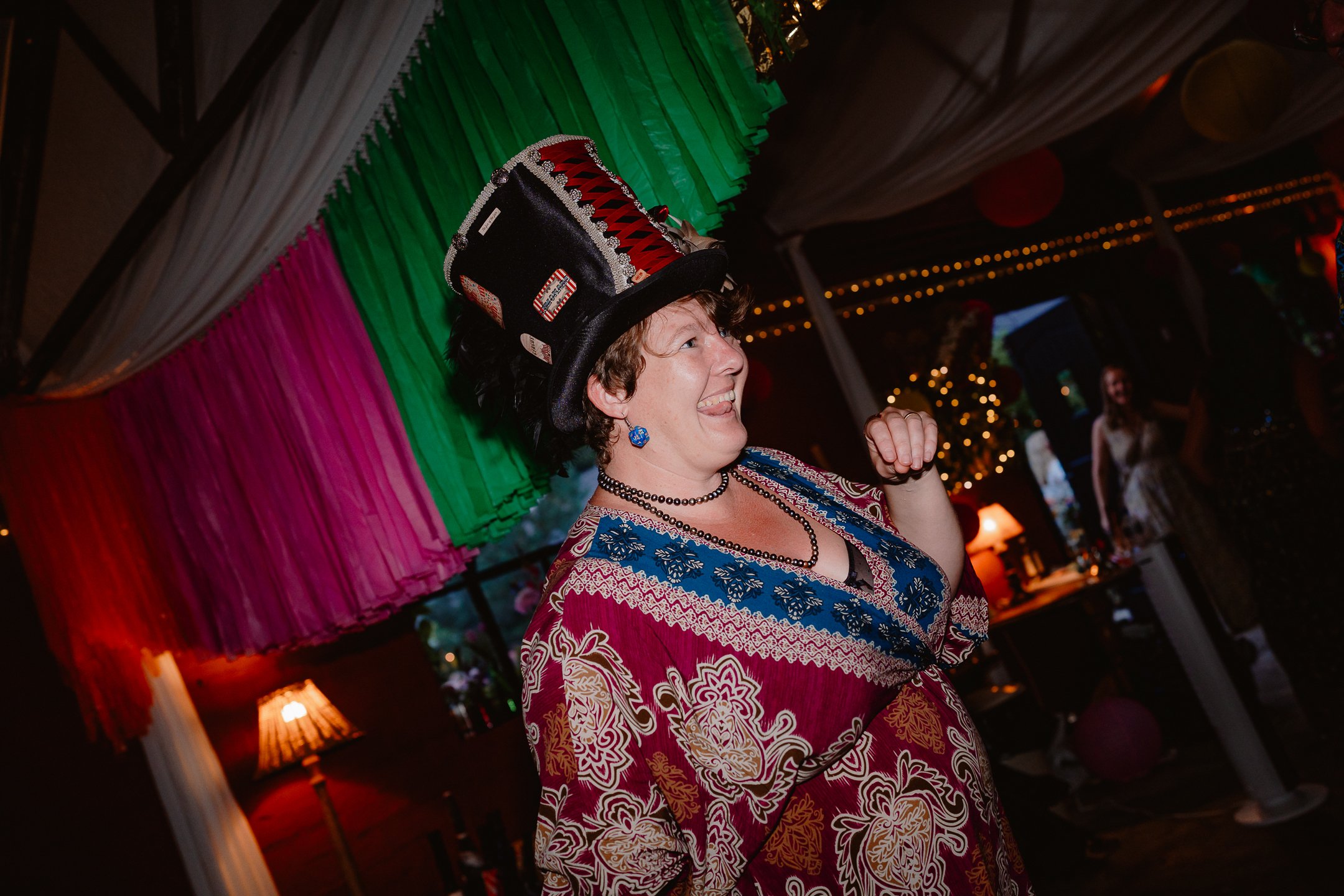 Ella & Chris - Bromwich park - LR --1036.jpg