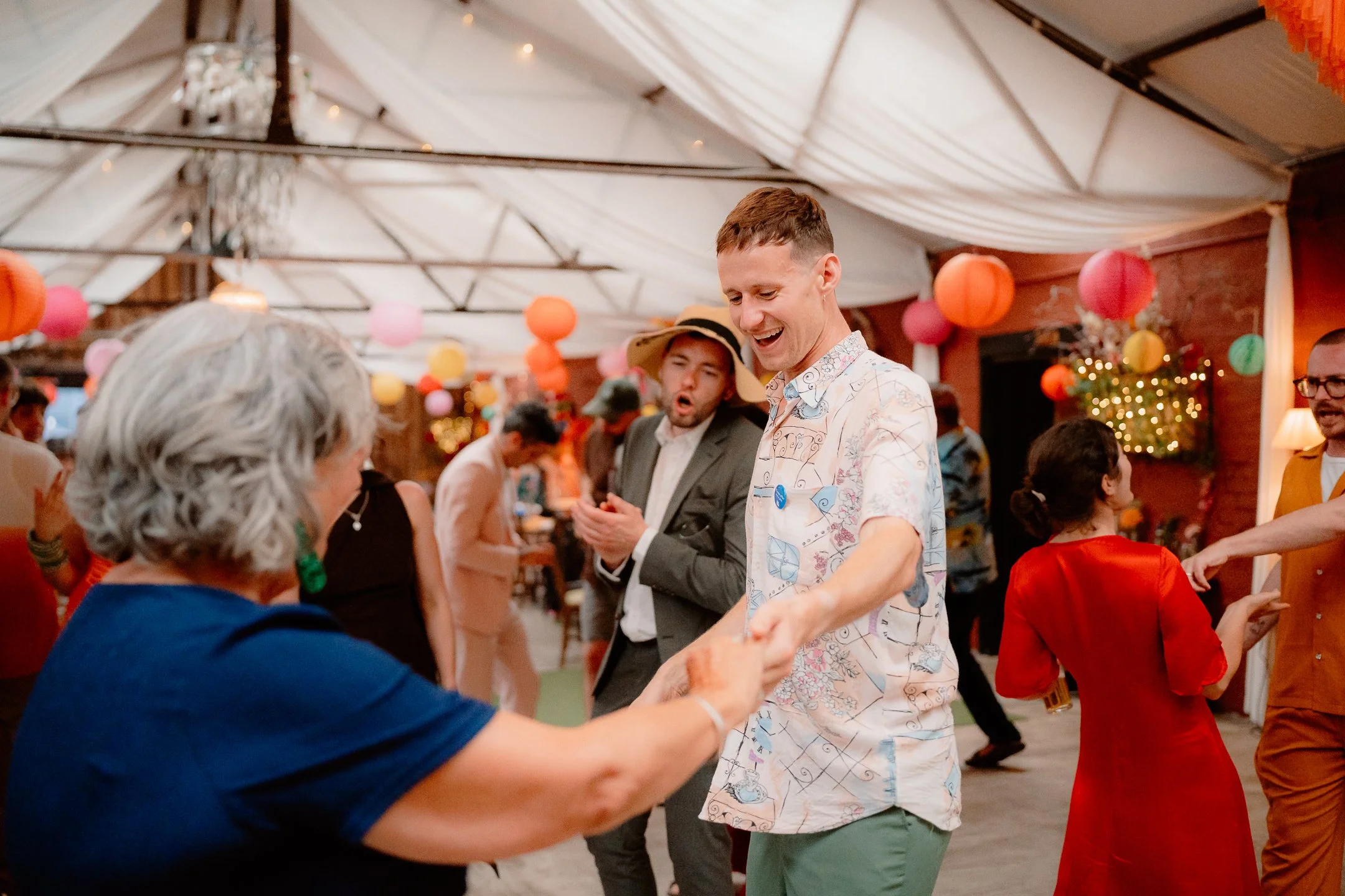 Ella & Chris - Bromwich park - LR --973.jpg