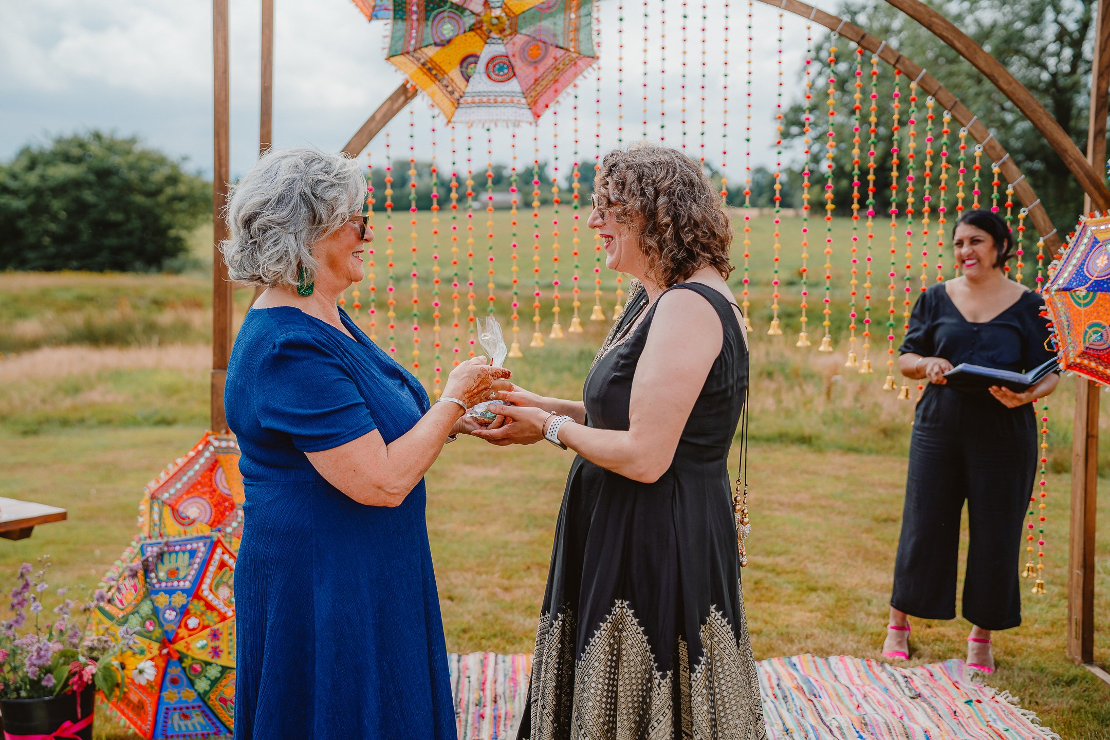 Ella & Chris - Bromwich park - LR --184.jpg