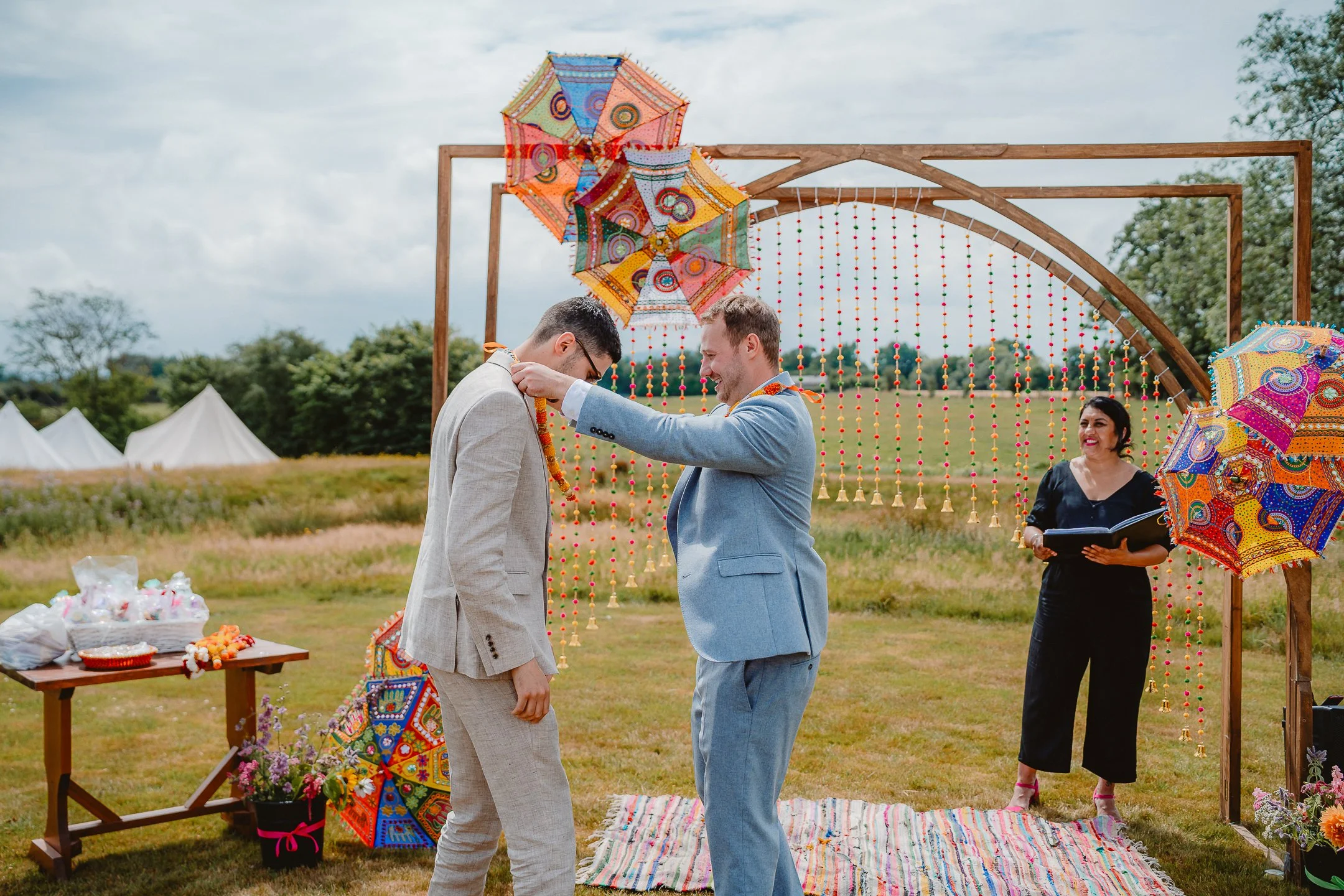 Ella & Chris - Bromwich park - LR --168.jpg