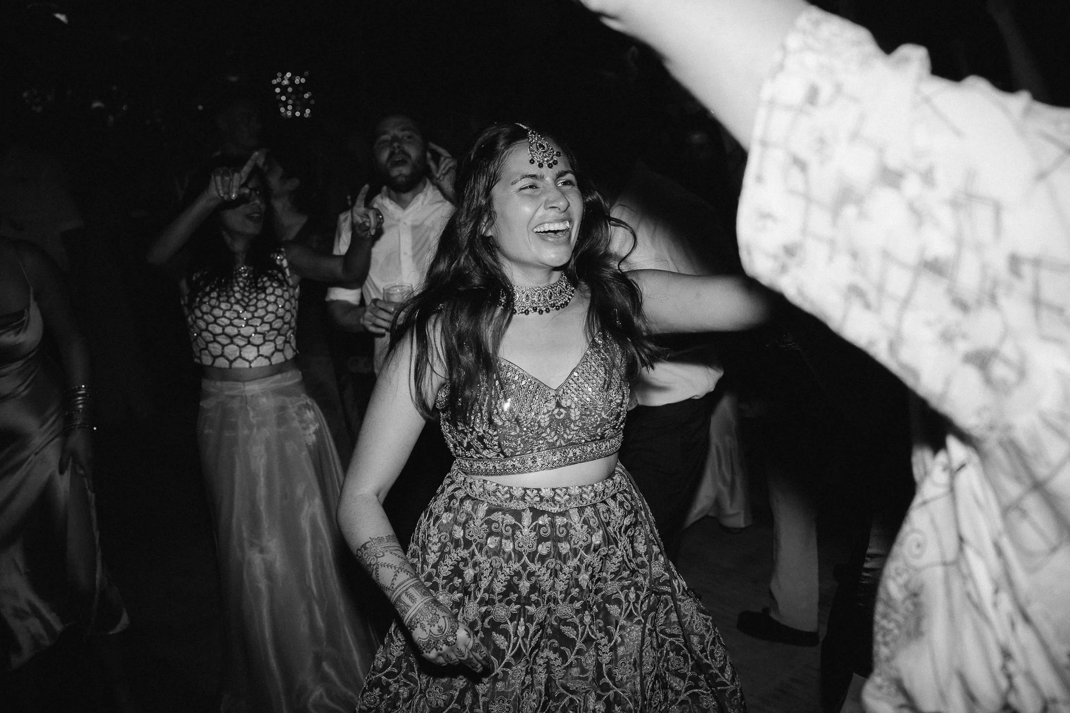 Ella & Chris - Bromwich park - LR --1105.jpg