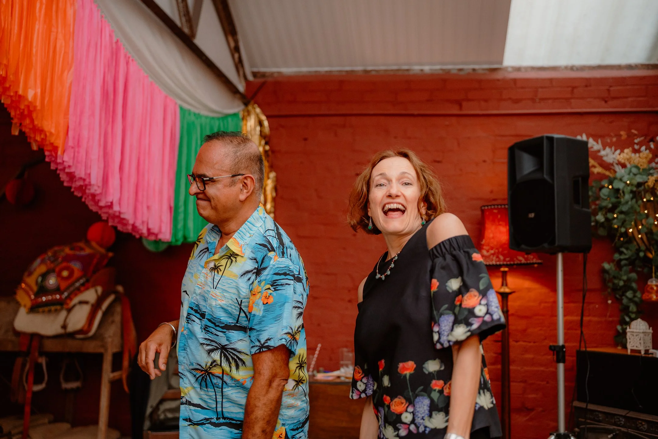 Ella & Chris - Bromwich park - LR --982.jpg