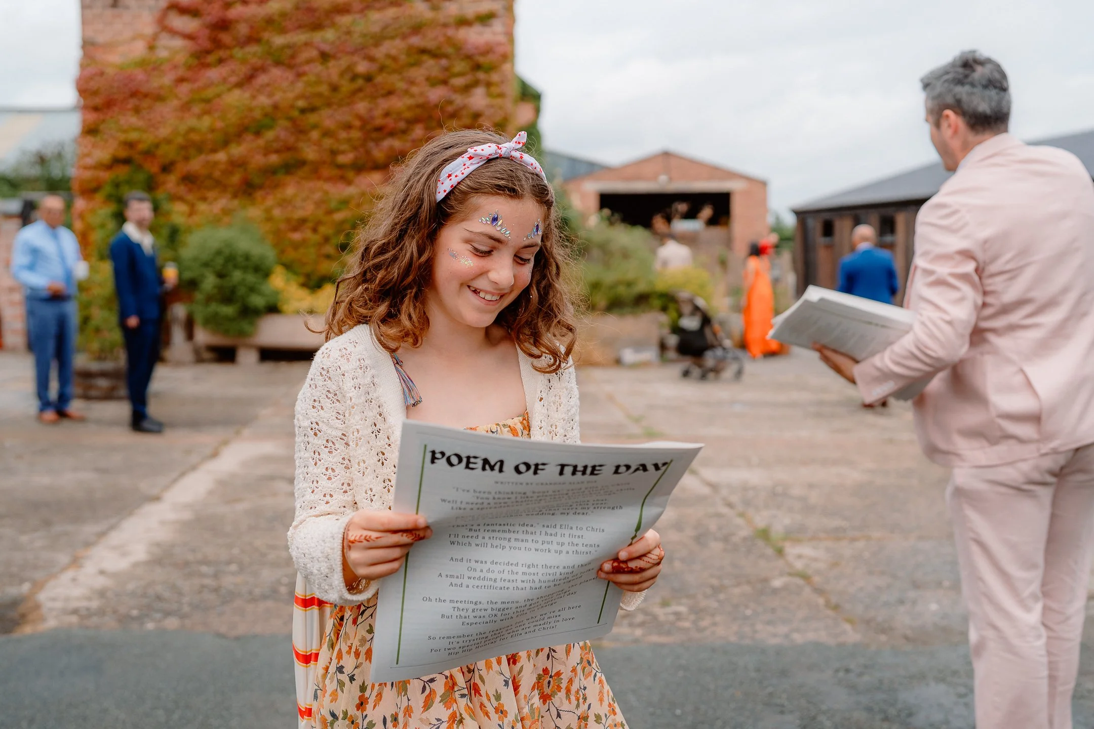 Ella & Chris - Bromwich park - LR --75.jpg
