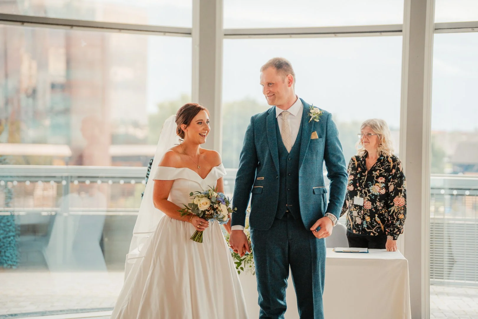 Jon and Katherine - The Lowry -137.jpg