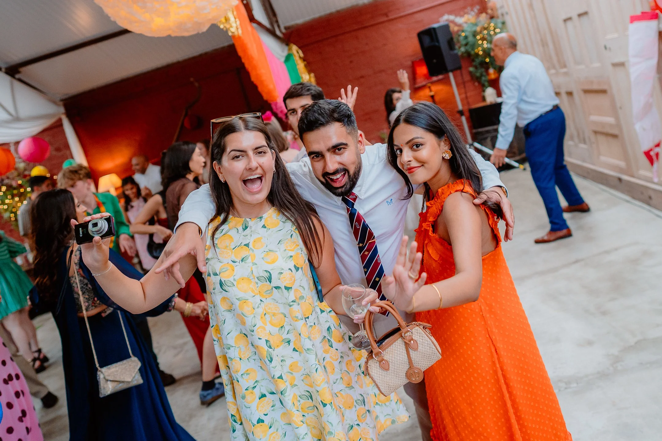 Ella & Chris - Bromwich park - LR --943.jpg