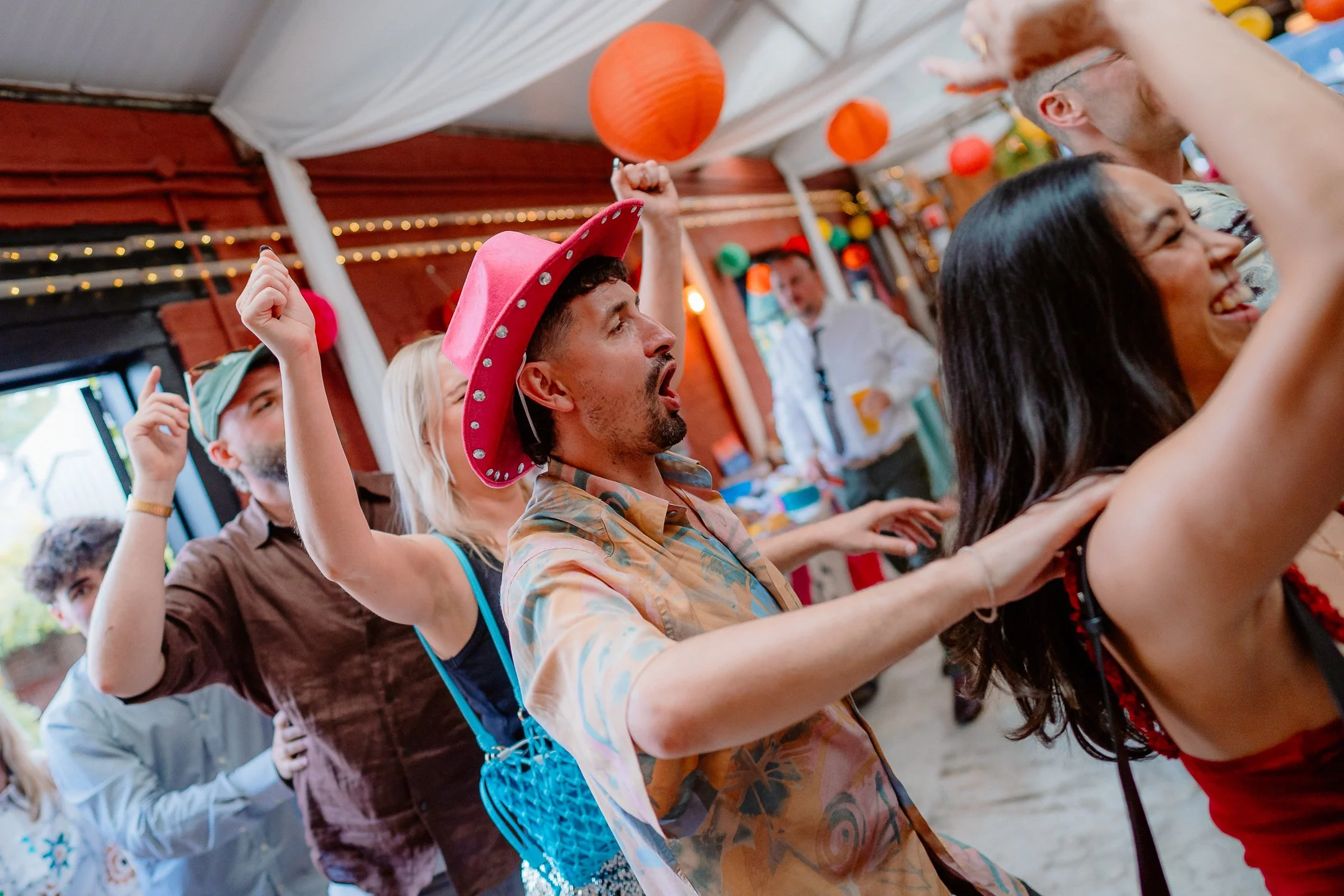Ella & Chris - Bromwich park - LR --941.jpg