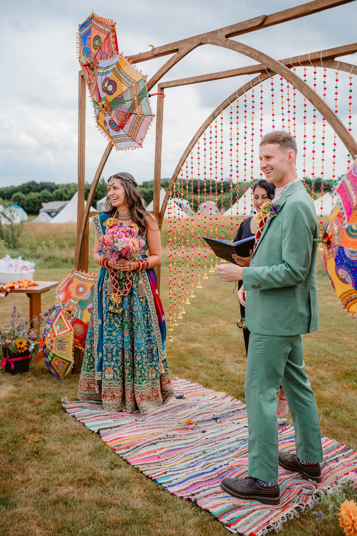 Ella & Chris - Bromwich park - LR --308.jpg