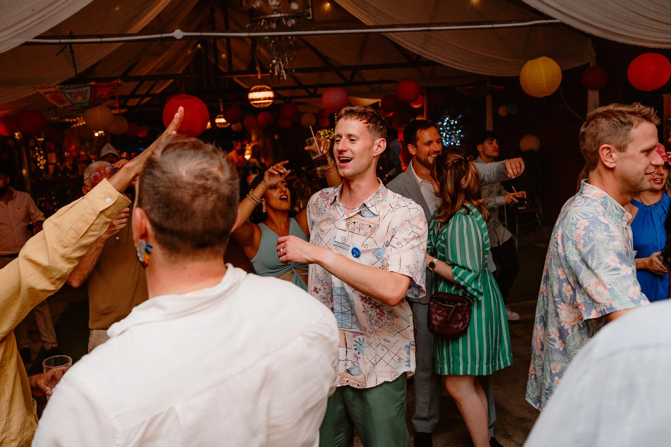 Ella & Chris - Bromwich park - LR --1102.jpg