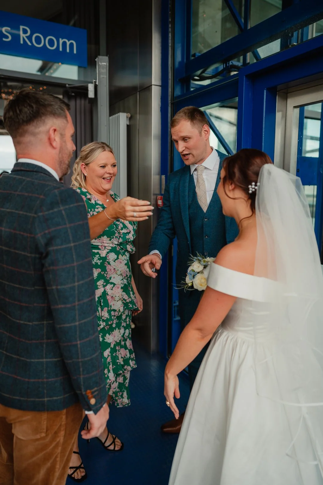 Jon and Katherine - The Lowry -148.jpg