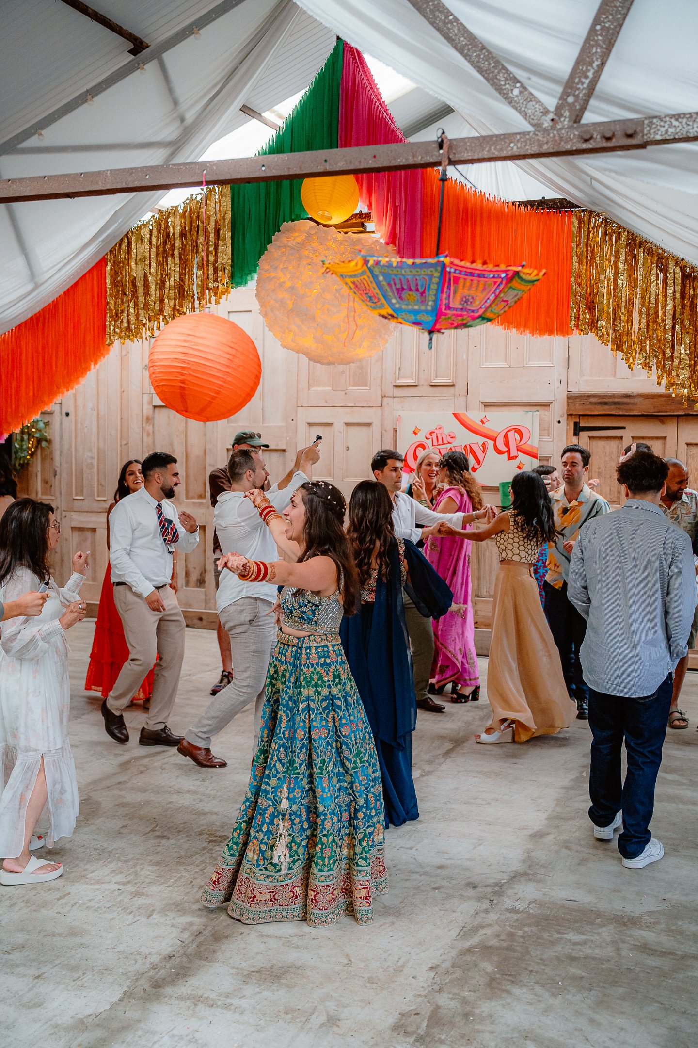 Ella & Chris - Bromwich park - LR --915.jpg