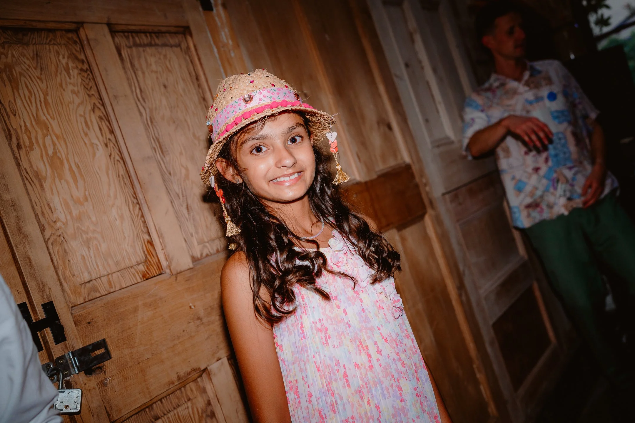 Ella & Chris - Bromwich park - LR --1027.jpg