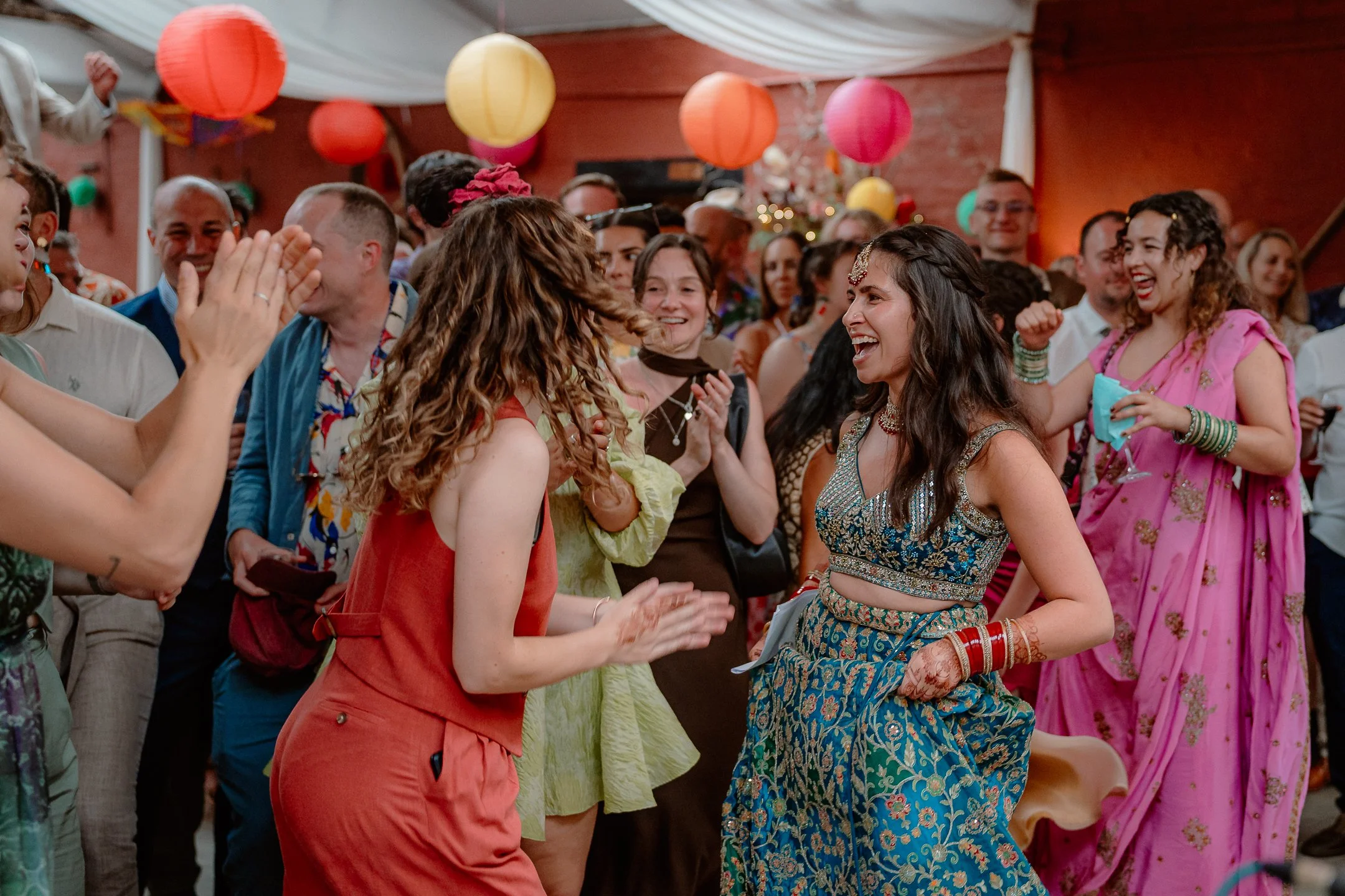 Ella & Chris - Bromwich park - LR --863.jpg
