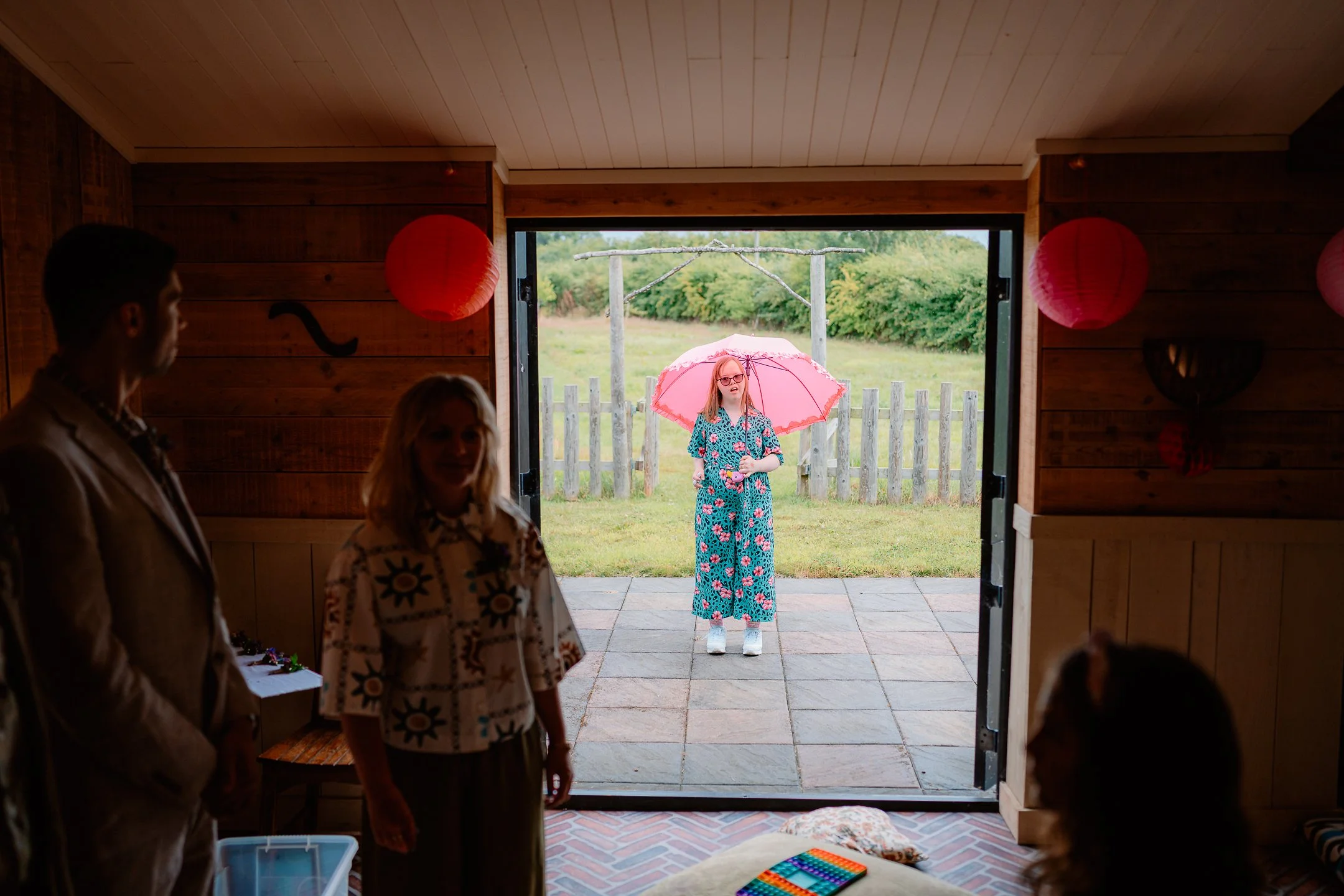 Ella & Chris - Bromwich park - LR --68.jpg