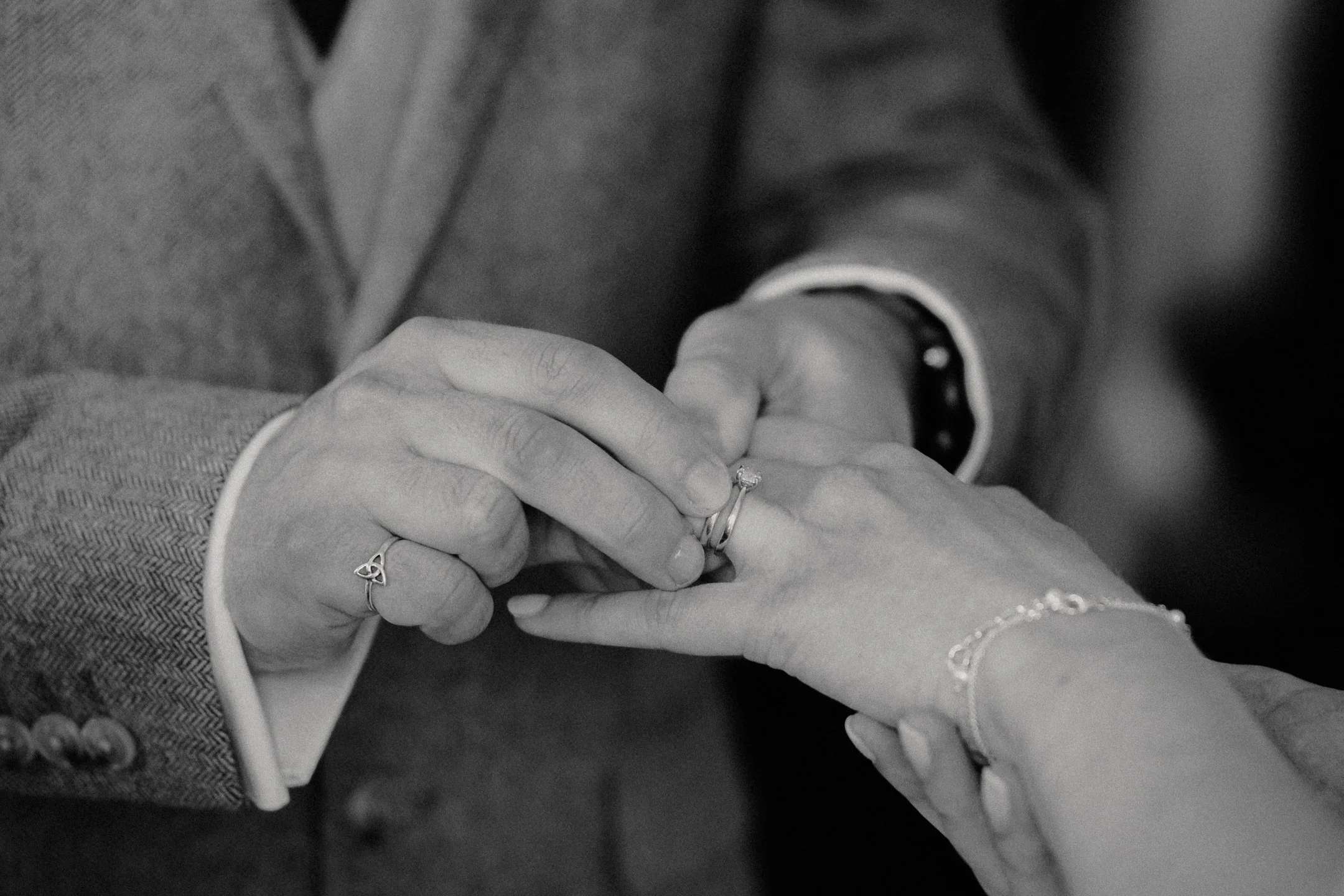 Sean and Mary - BW [96dpi] --17.JPG