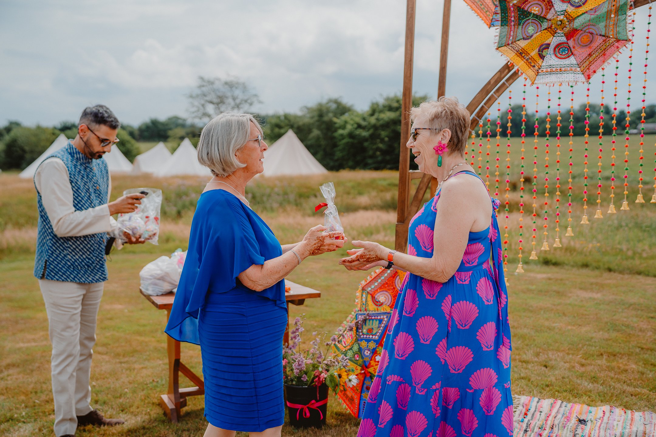 Ella & Chris - Bromwich park - LR --181.jpg