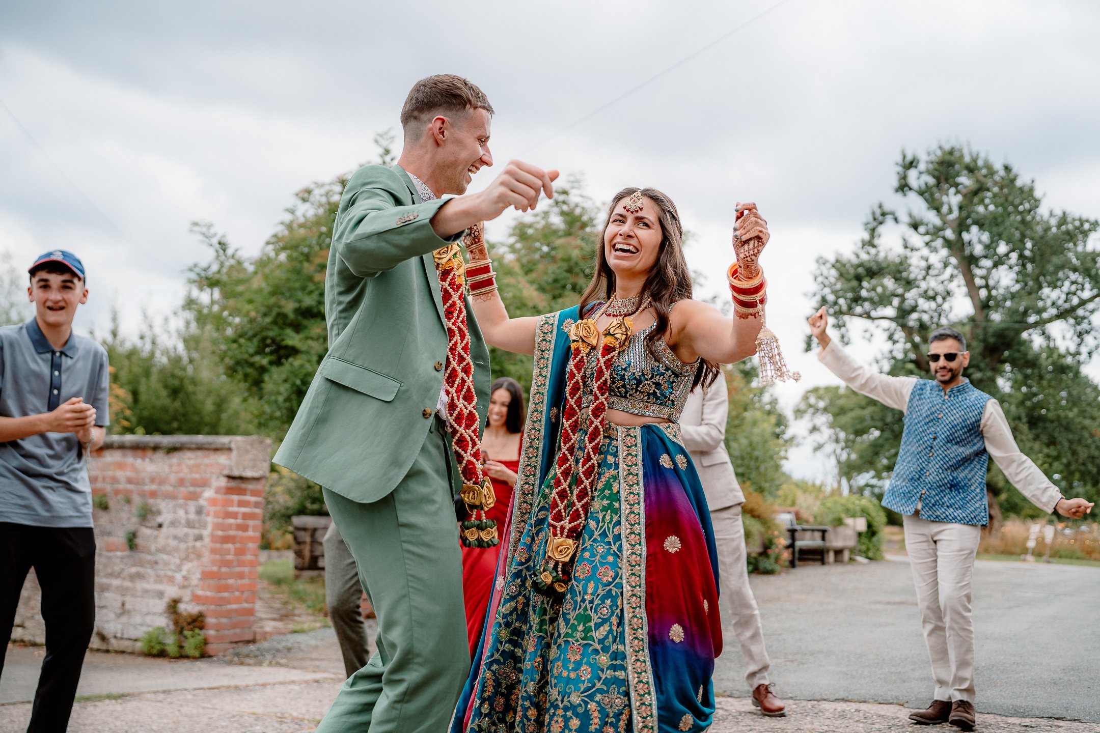 Ella & Chris - Bromwich park - LR --391.jpg